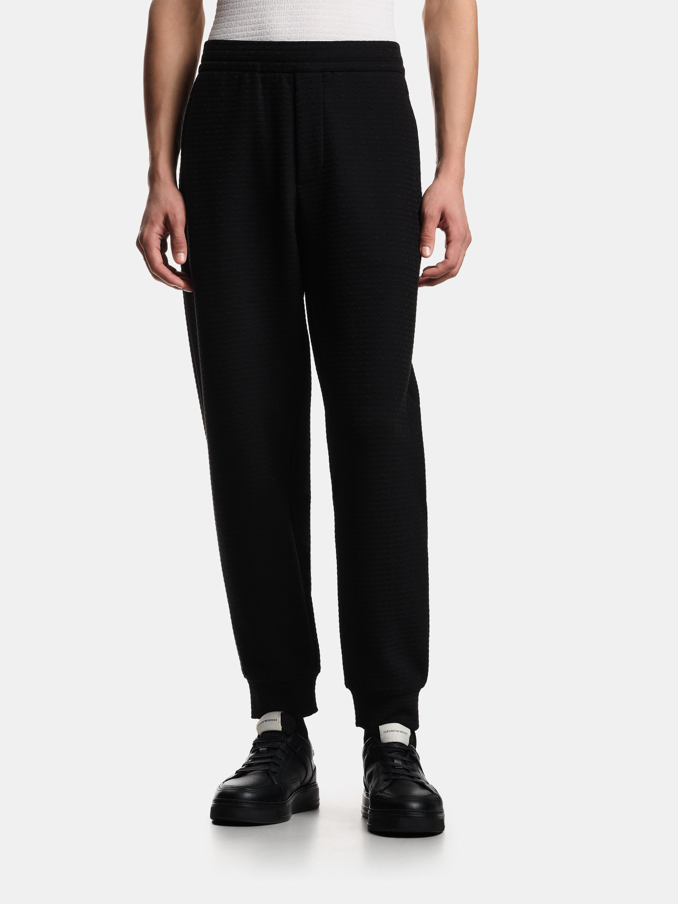 Джогери Emporio Armani модель EM004535-AF13700-FC293 Джогери Emporio Armani модель EM004535-AF13700-FC293 Фото