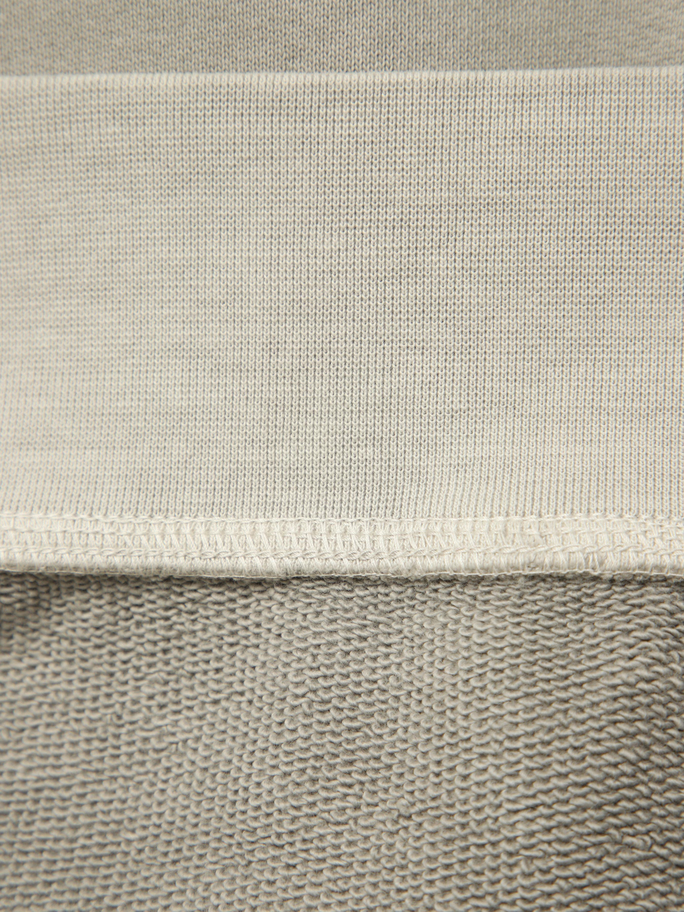 Emporio Armani EM004863-AF13713-U8049 модель EM004863-AF13713-U8049 Фото