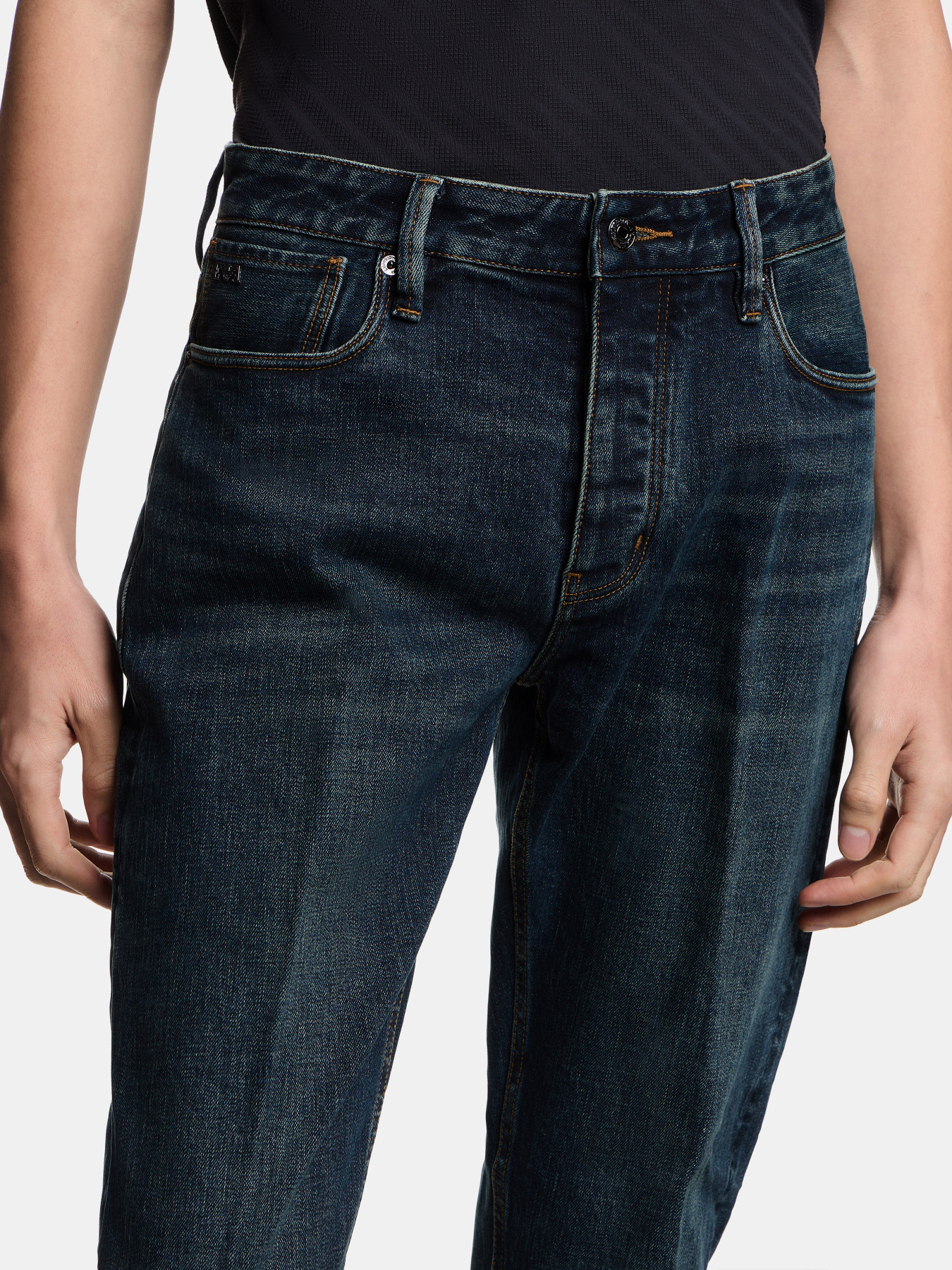Джинсы Emporio Armani модель EM000668-AF22245-MB001 Джинсы Emporio Armani модель EM000668-AF22245-MB001 Фото
