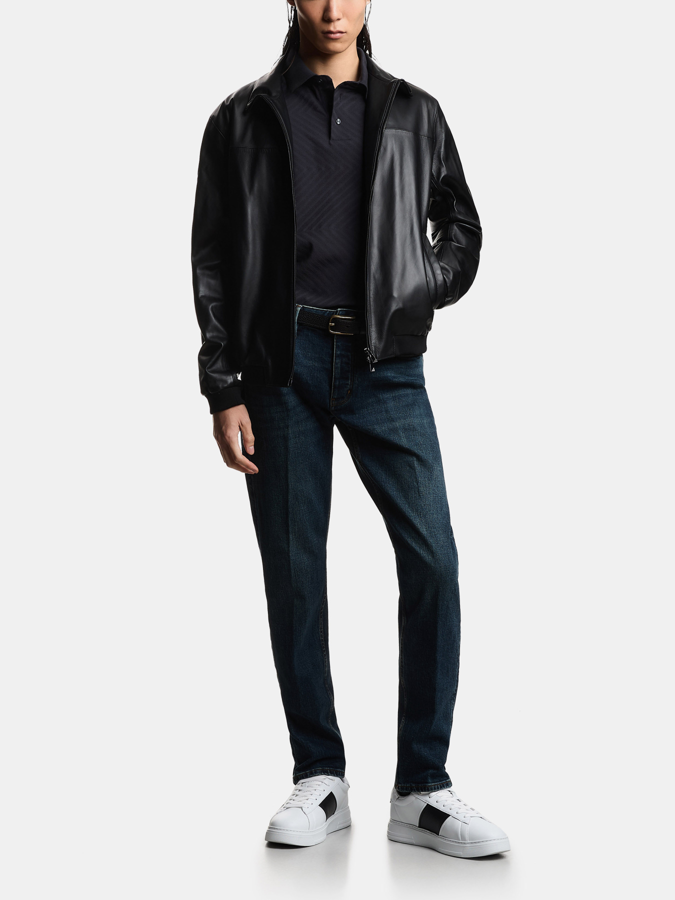 Джинсы Emporio Armani модель EM000668-AF22245-MB001 Джинсы Emporio Armani модель EM000668-AF22245-MB001 Фото