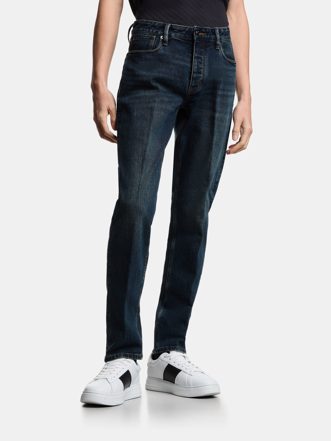 Emporio Armani EM000668-AF22245-MB001 модель EM000668-AF22245-MB001 Фото