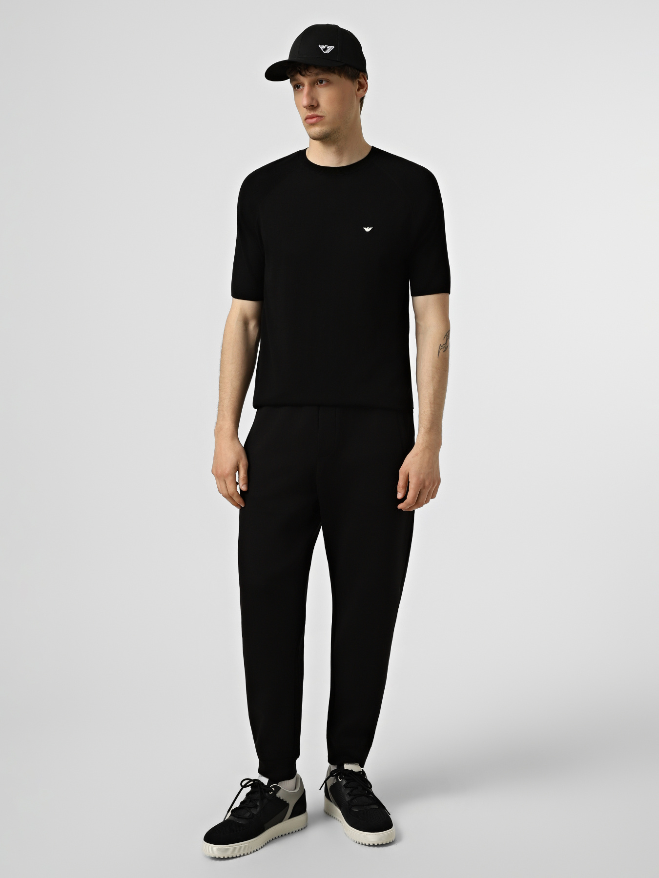 Футболки и поло Emporio Armani модель EM005527-AF25247-UC001 Фото