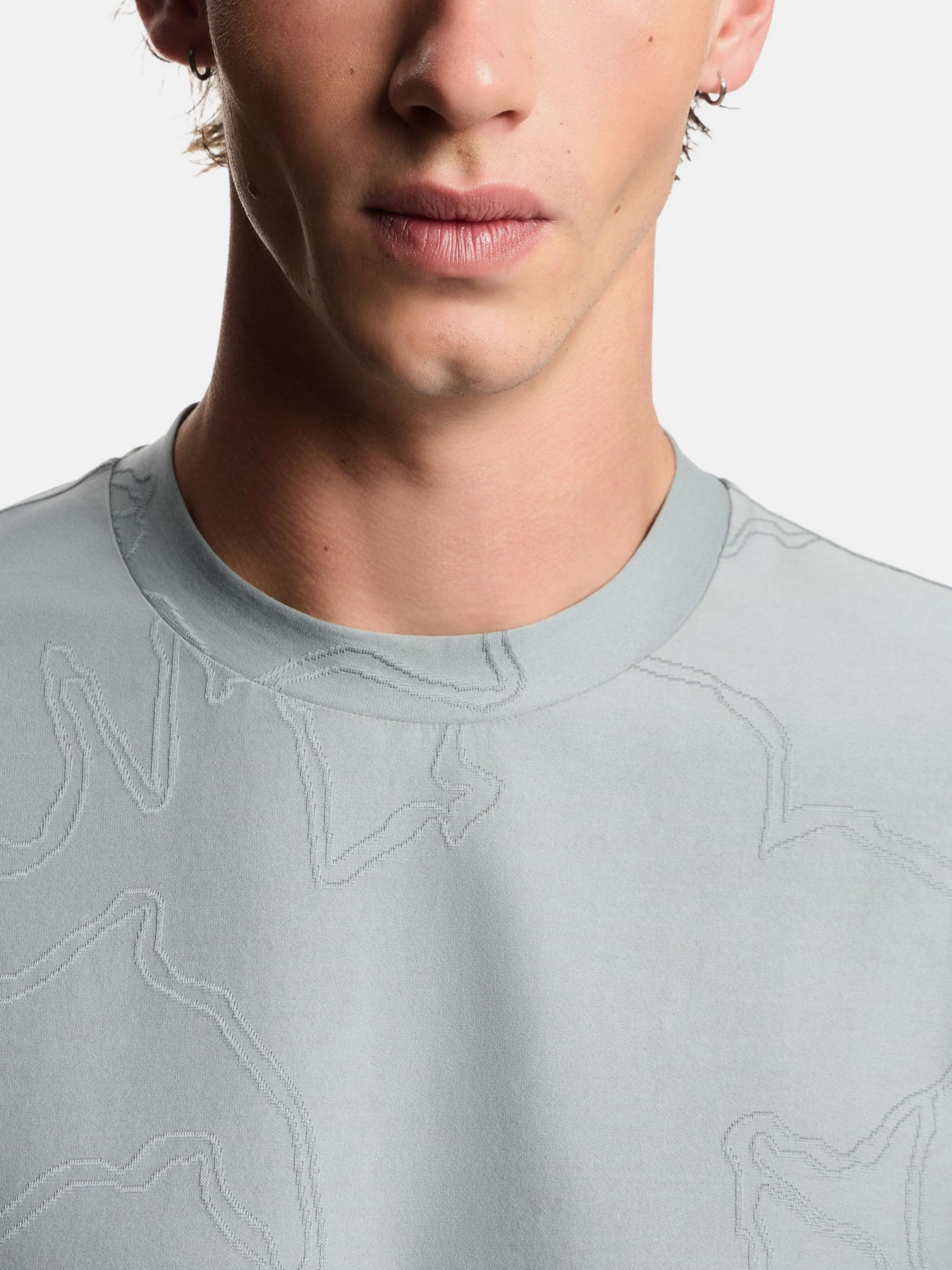 Футболки и поло Emporio Armani модель EM004644-AF23458-F8254 Фото