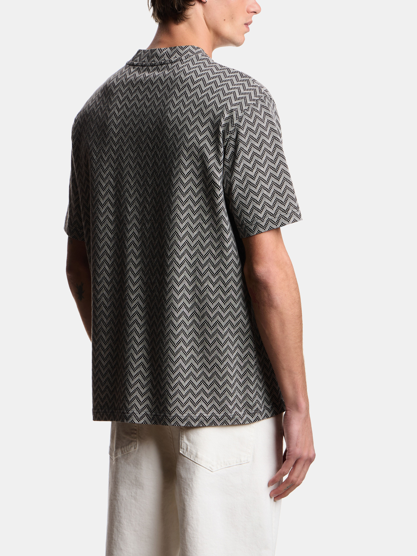 Футболки и поло Emporio Armani модель EM005546-AF25181-F1008 Фото