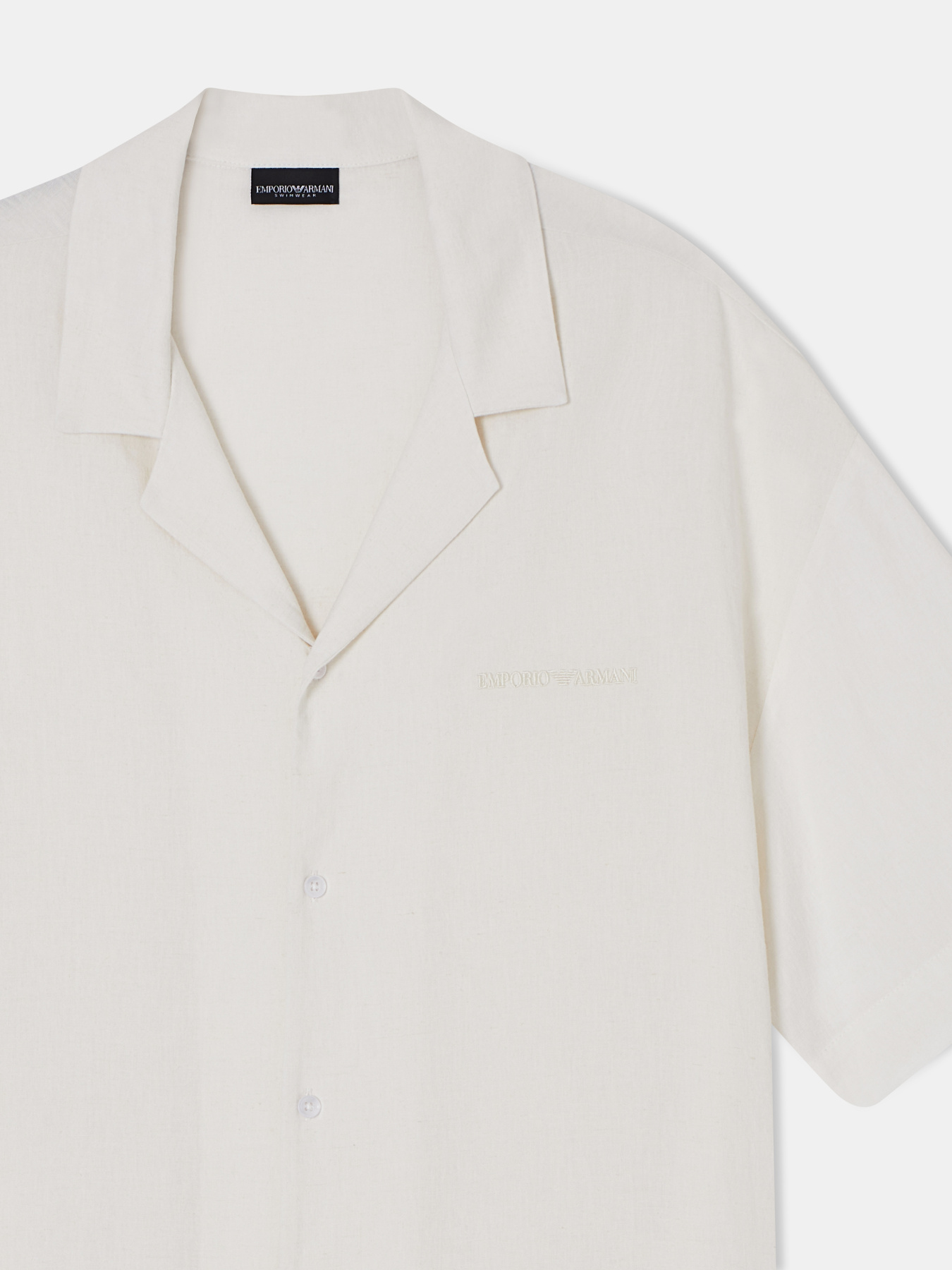 Рубашки Emporio Armani модель EM000593-AF20590-U0002 Фото