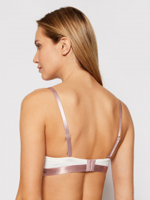 Бюстгальтер Emporio Armani модель 164410-1P235-01411 Фото