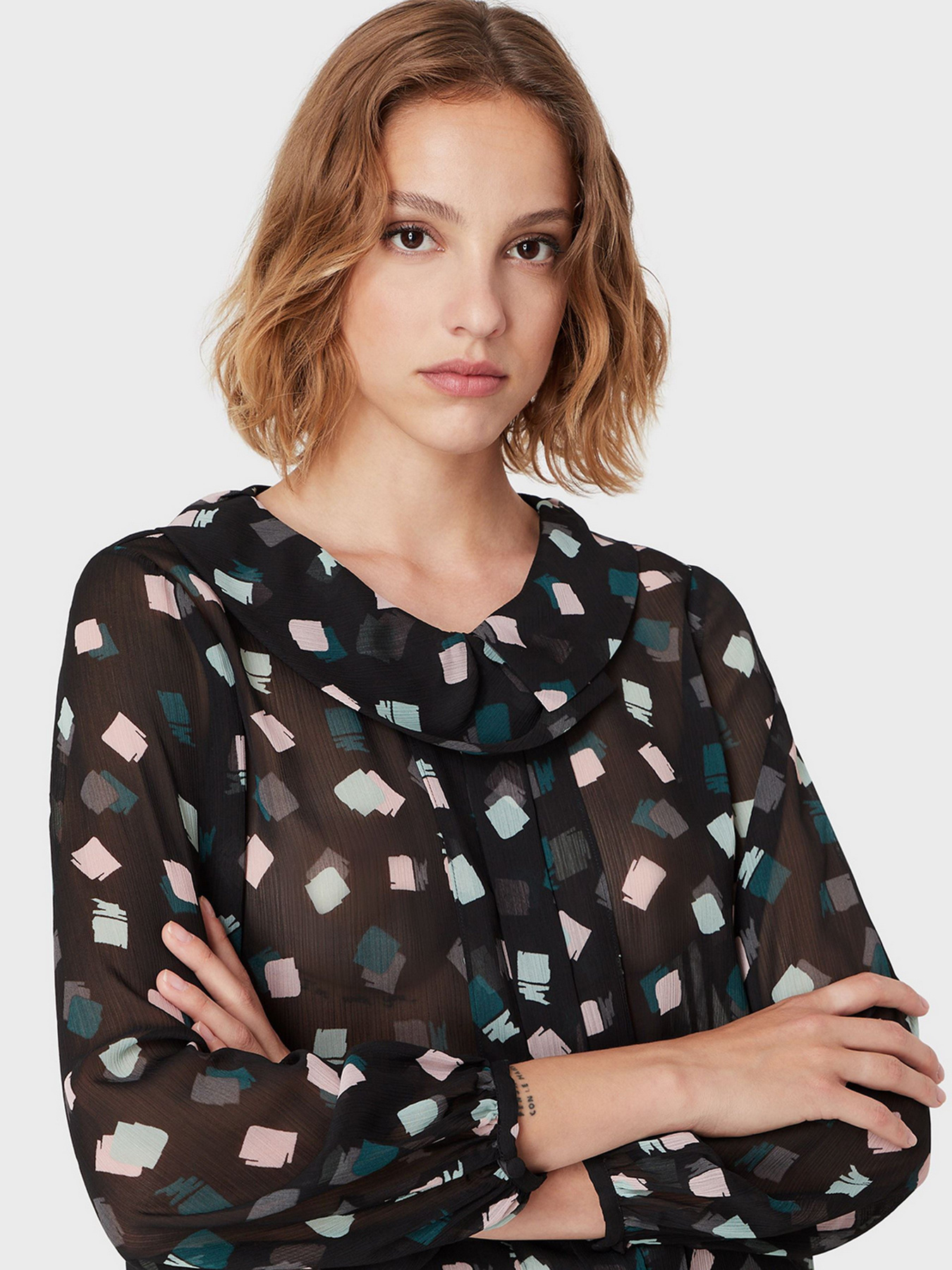 Блуза Emporio Armani модель 6K2C73-2NUSZ-F011 Фото