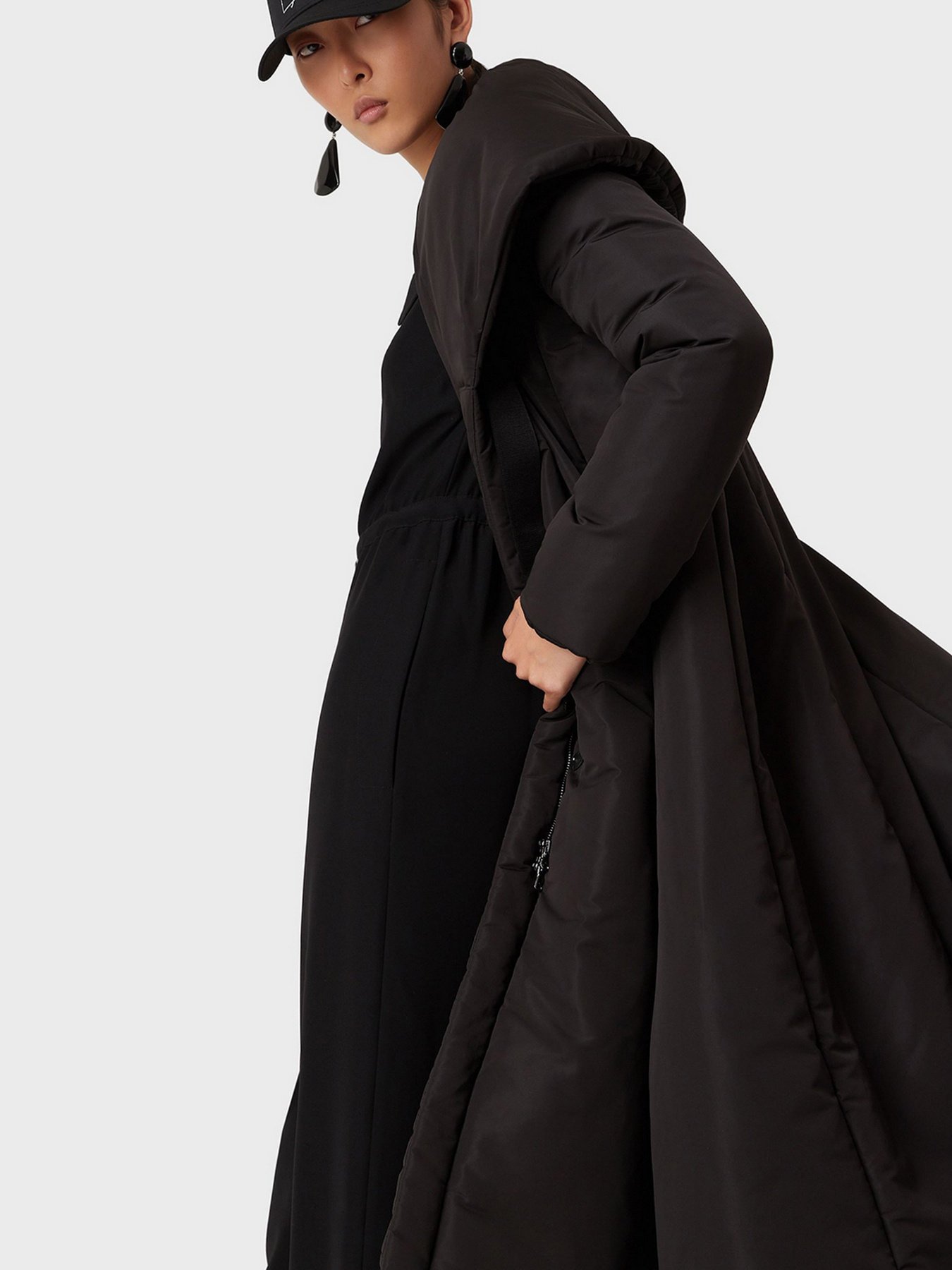 Зимняя куртка Emporio Armani модель 6K2L69-2NNIZ-0999 Фото