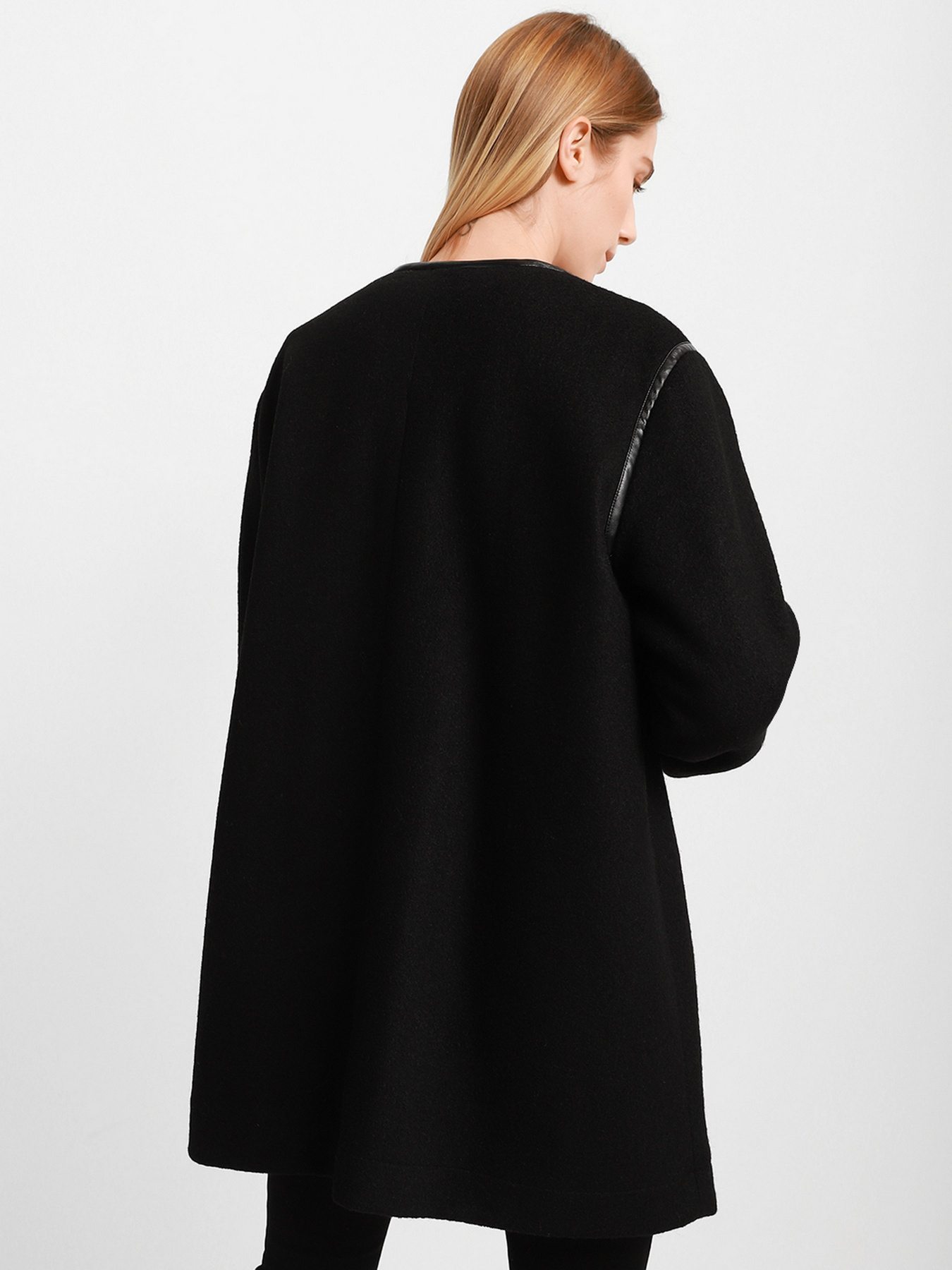 Пальто Emporio Armani модель 6K2L6A-2JWVZ-0999 Фото