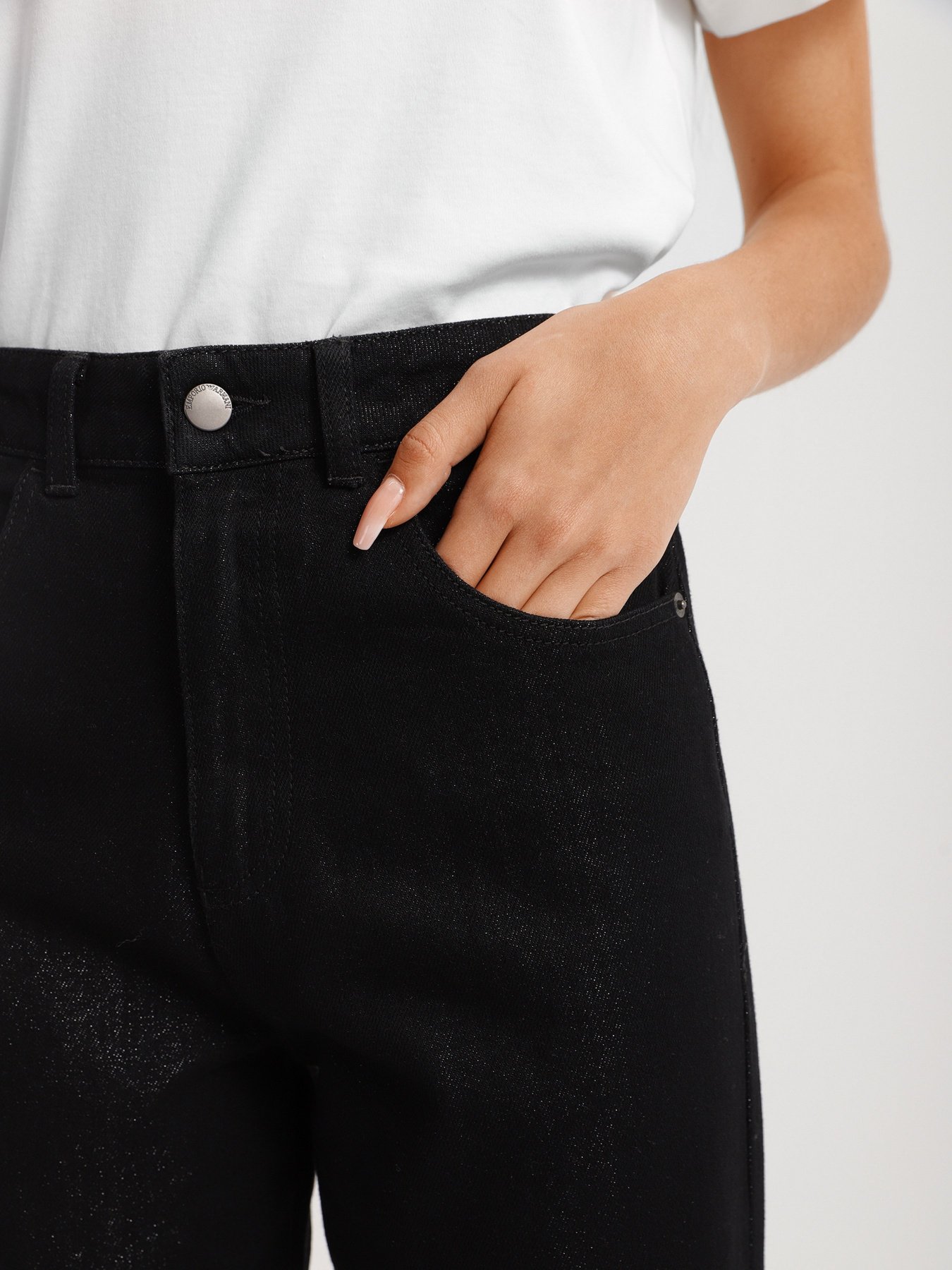 Широкі джинси Emporio Armani J31 модель 3L2J31-2DM6Z-0005 Широкі джинси Emporio Armani J31 модель 3L2J31-2DM6Z-0005 Фото