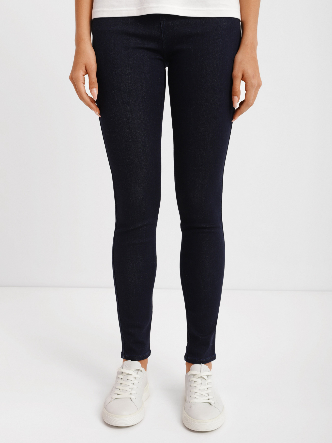 Скинни джинсы Emporio Armani Super Skinny модель 8N2J20-2DL2Z-0941 Фото