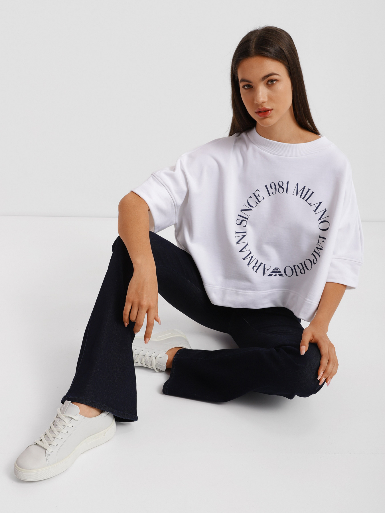 Расклешенные джинсы Emporio Armani модель 8N2J47-2DL2Z-0941 Расклешенные джинсы Emporio Armani модель 8N2J47-2DL2Z-0941 Фото