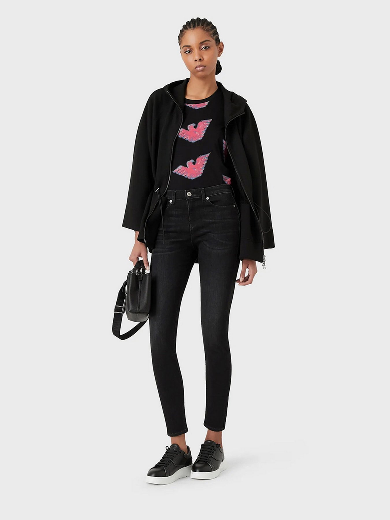 Футболка Emporio Armani модель 3L2T7I-2J53Z-F005 Футболка Emporio Armani модель 3L2T7I-2J53Z-F005 Фото