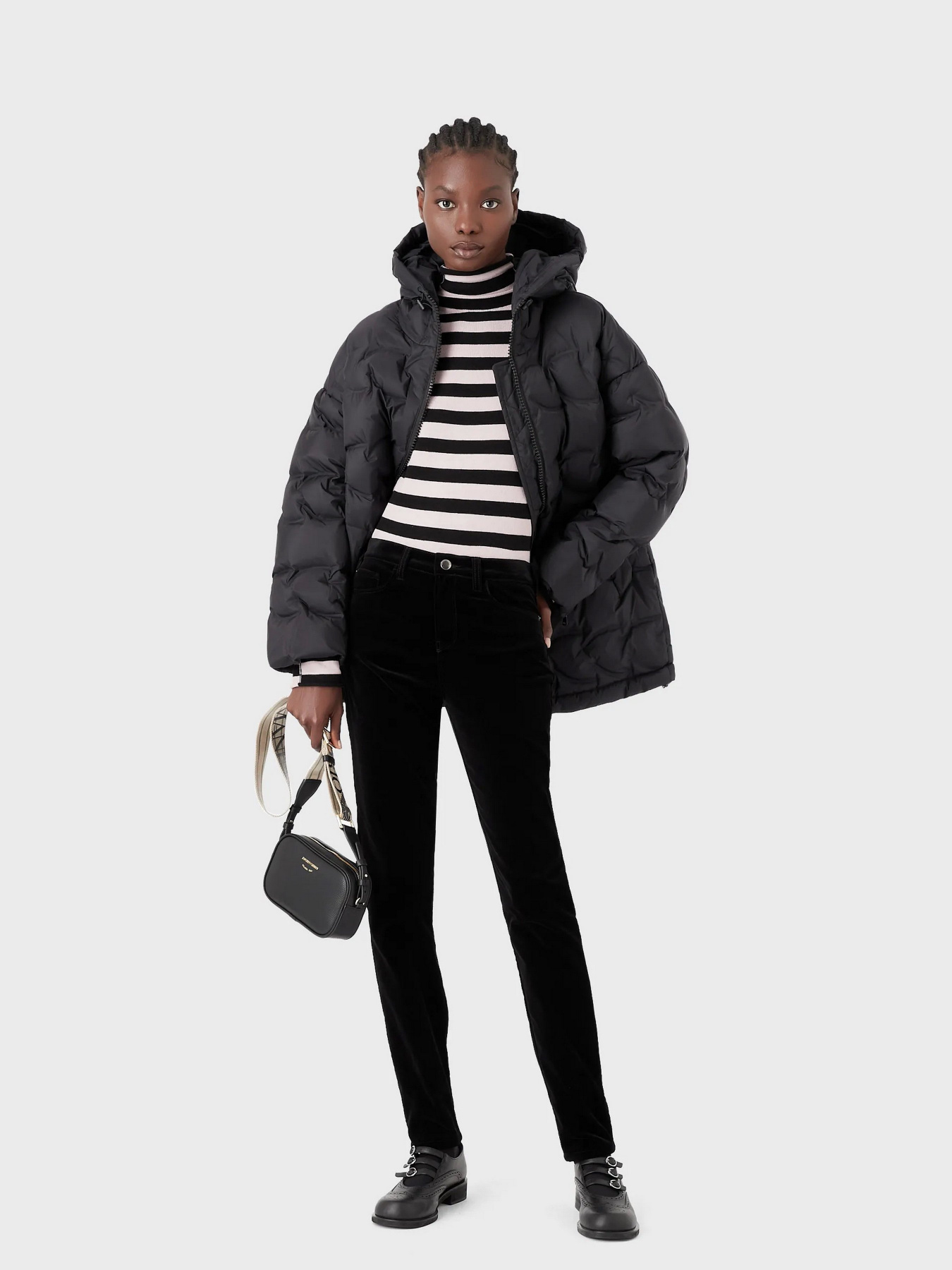 Пуховик Emporio Armani модель 6L2B87-2NIUZ-0999 Фото