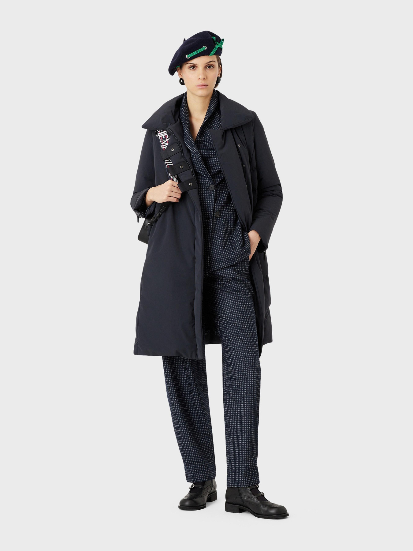 Пуховик Emporio Armani модель 6L2L66-2NIRZ-0926 Пуховик Emporio Armani модель 6L2L66-2NIRZ-0926 Фото