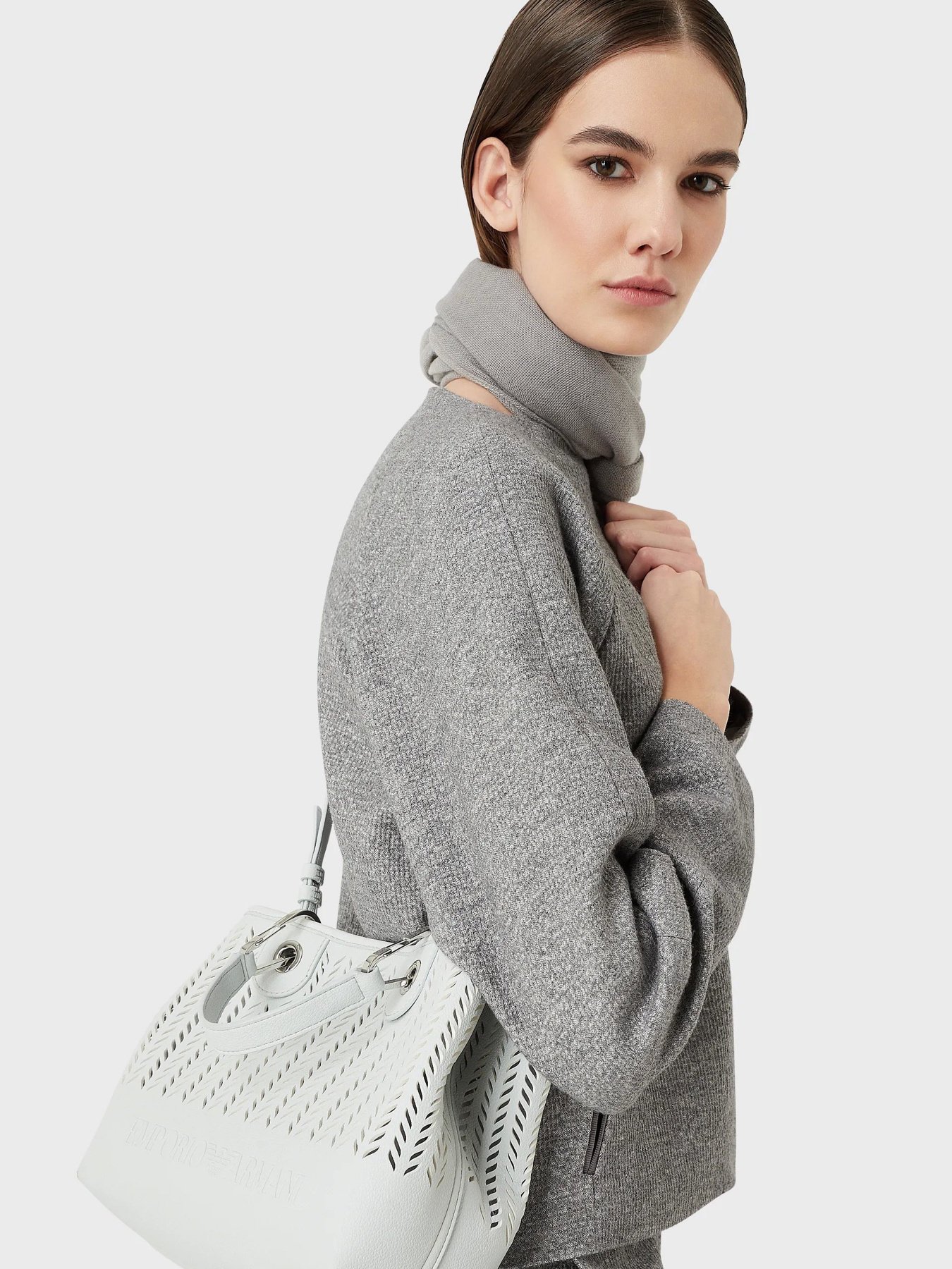 Свитер Emporio Armani модель H3NK11-C2106-016 Фото