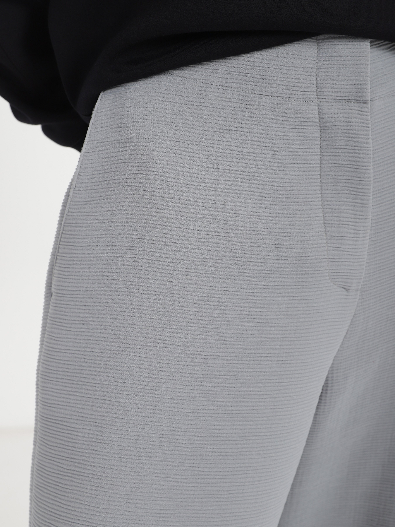 Брюки повседневные Emporio Armani модель H3NP2D-C9925-637 Фото