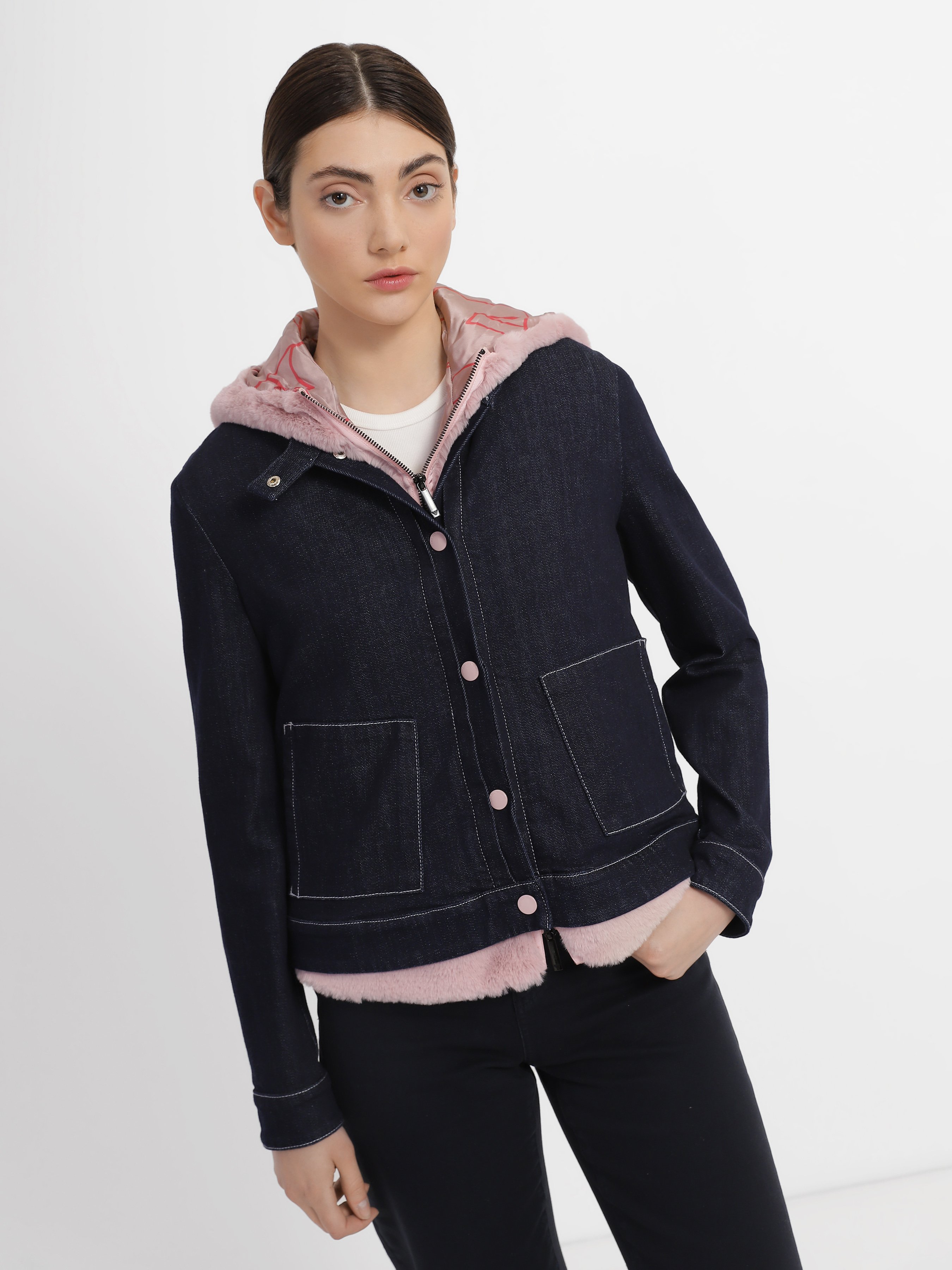 Бавовняна Жіноча Джинсова куртка Emporio Armani  (5P1335) колір синій