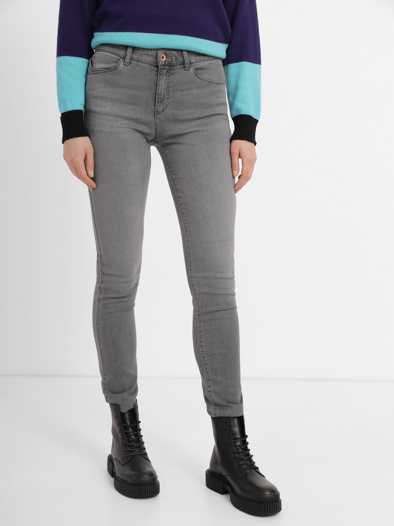 Скіні джинси Emporio Armani J18 модель 3R2J18-2DZ4Z-0662 Фото