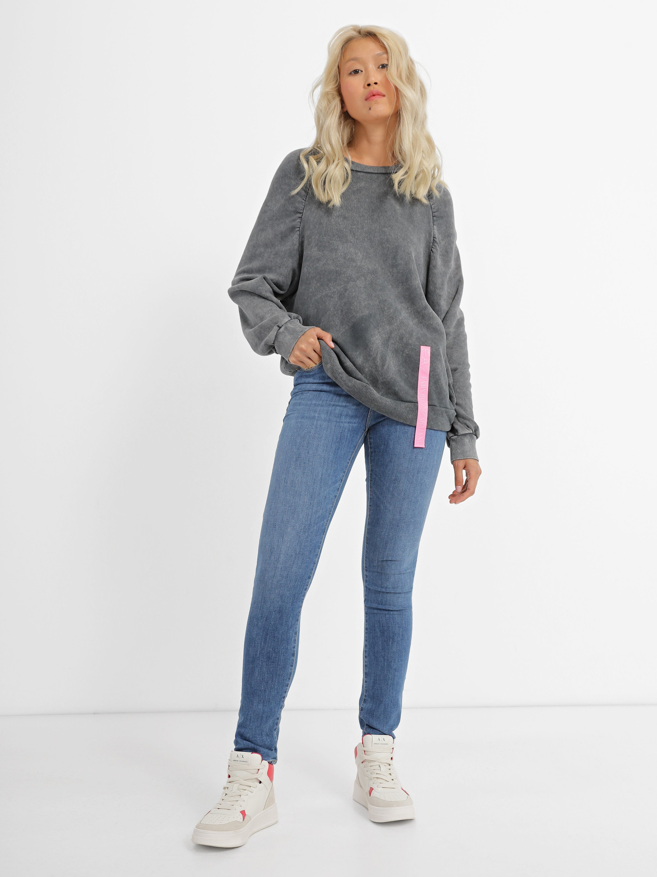 Скинни джинсы Emporio Armani J20 модель 3R2J20-2DZ4Z-0942 Фото