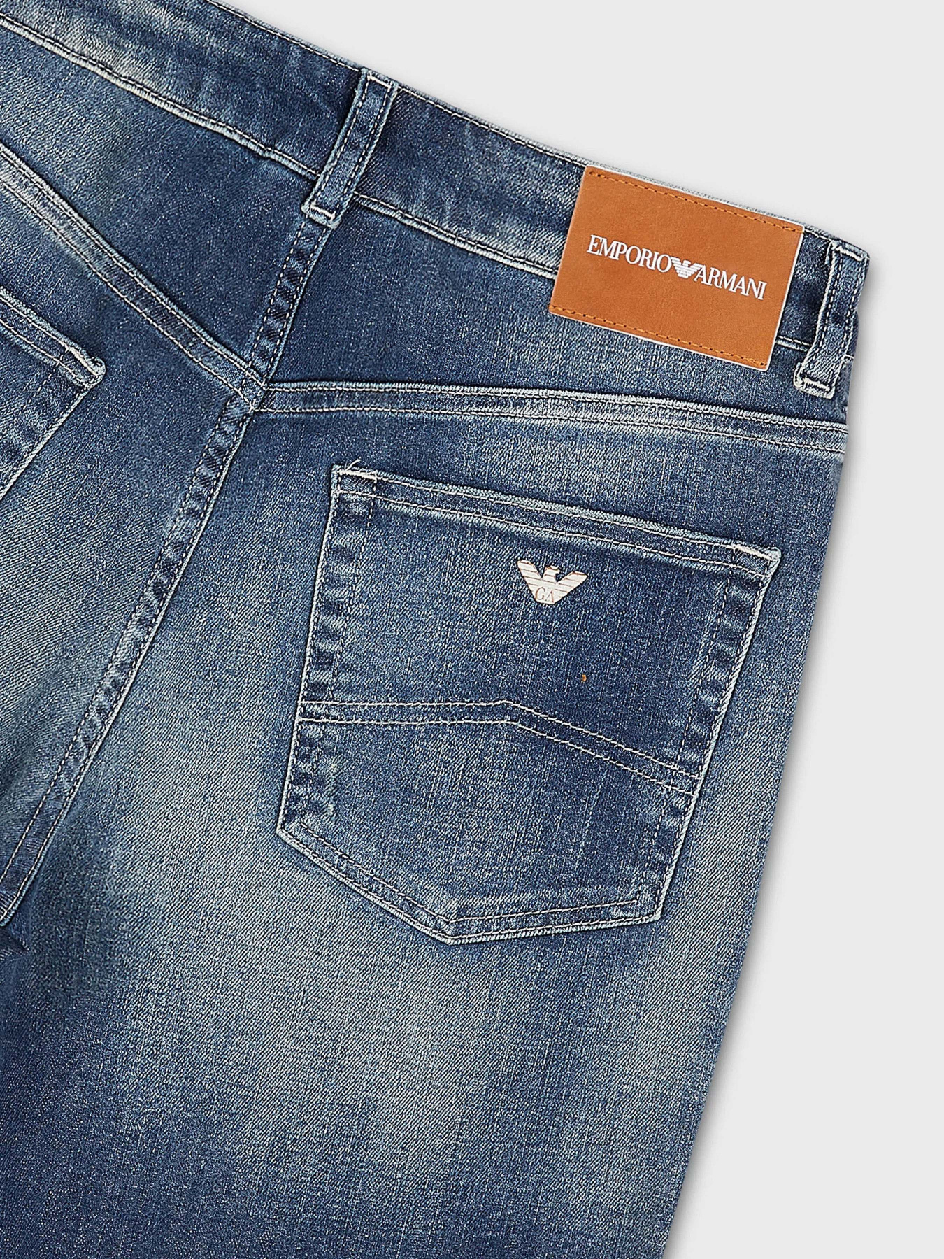 Прямые джинсы Emporio Armani J36 модель 3R2J36-2DX4Z-0941 Фото