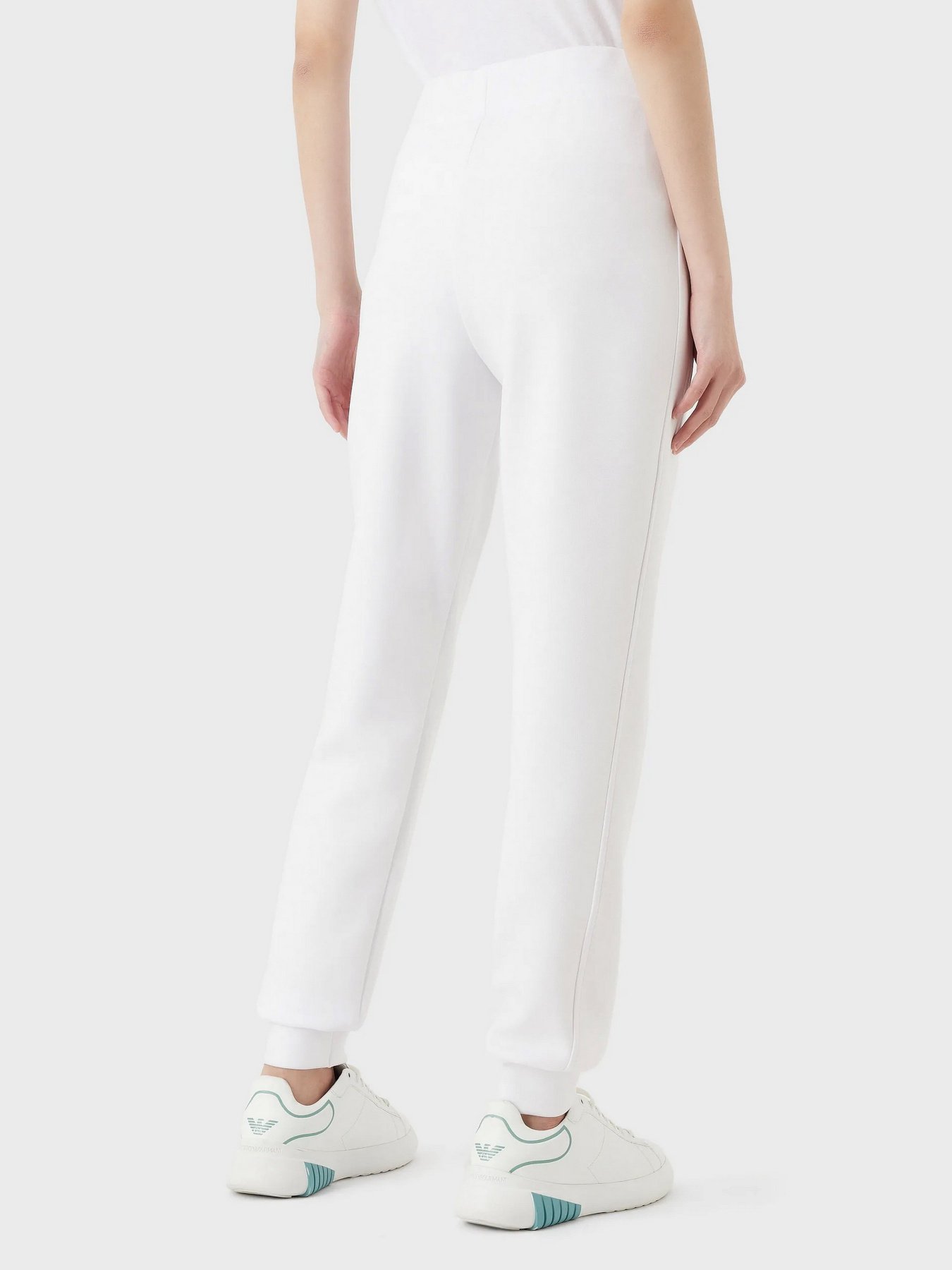 Спортивні штани Emporio Armani модель 3R2P7A-2JVKZ-0100 Спортивні штани Emporio Armani модель 3R2P7A-2JVKZ-0100 Фото