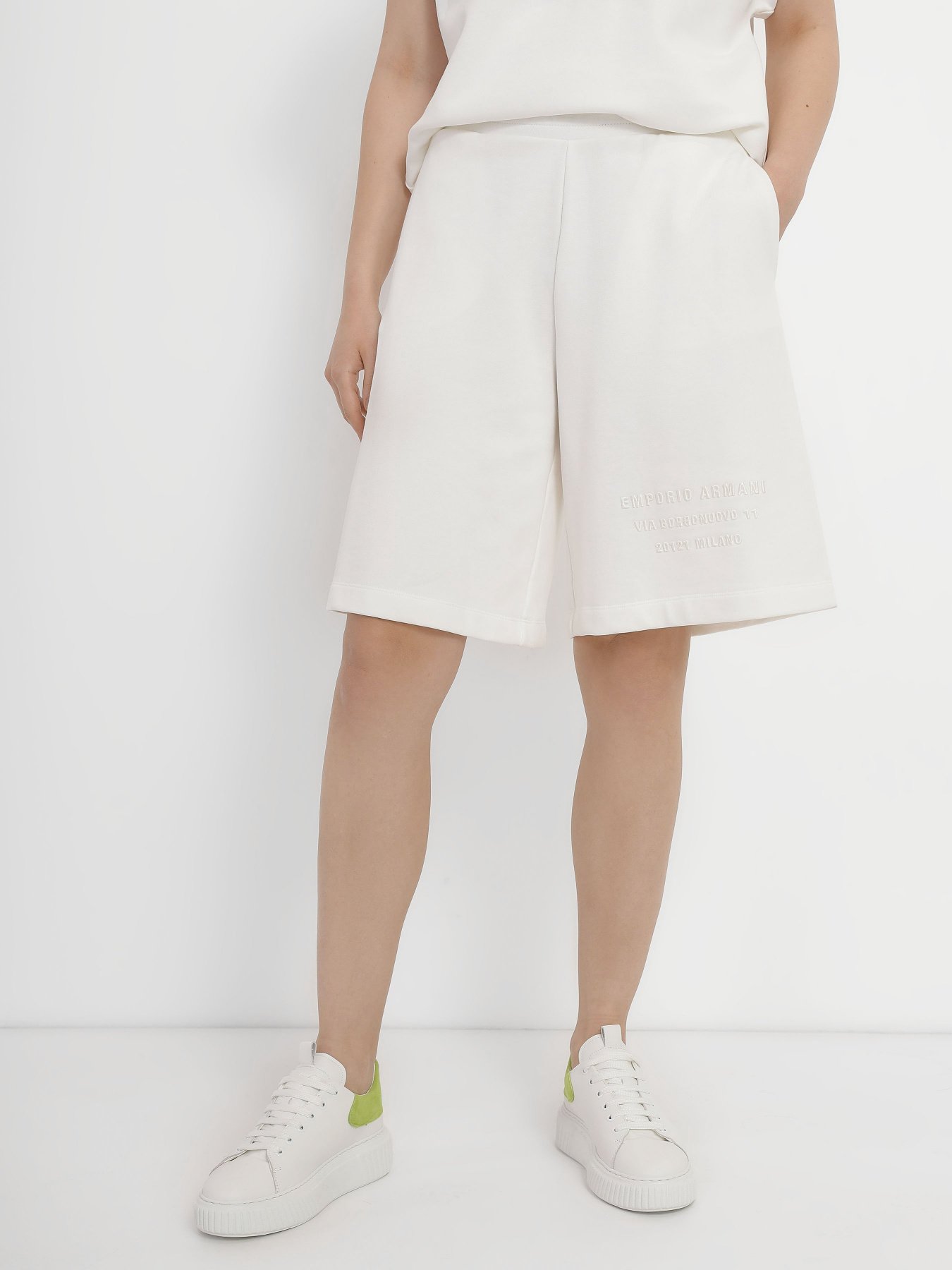 Шорты Emporio Armani модель 3R2P7K-2J49Z-0101 Фото