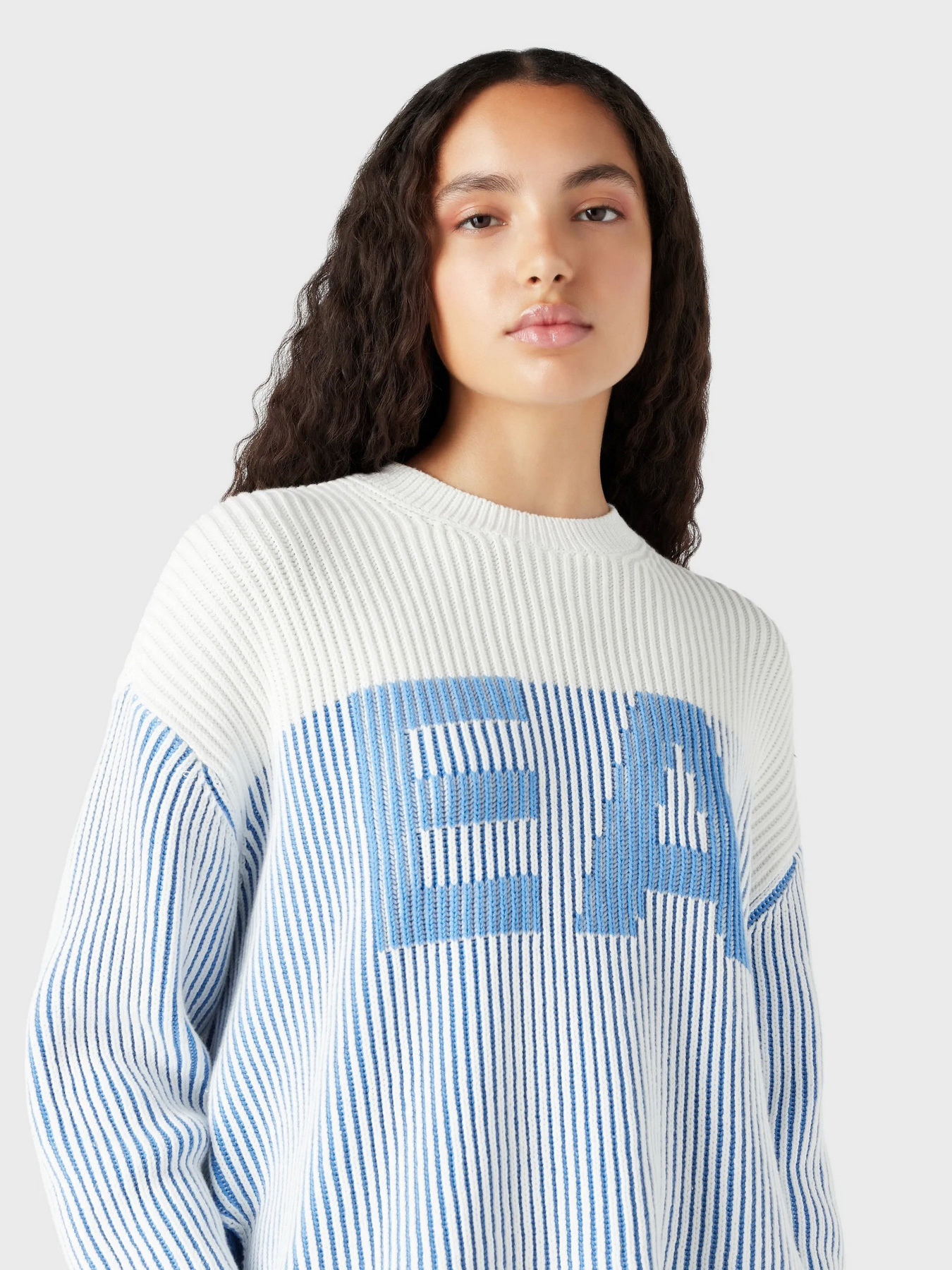 Светр Emporio Armani модель 3R2MT3-2M04Z-0101 Светр Emporio Armani модель 3R2MT3-2M04Z-0101 Фото