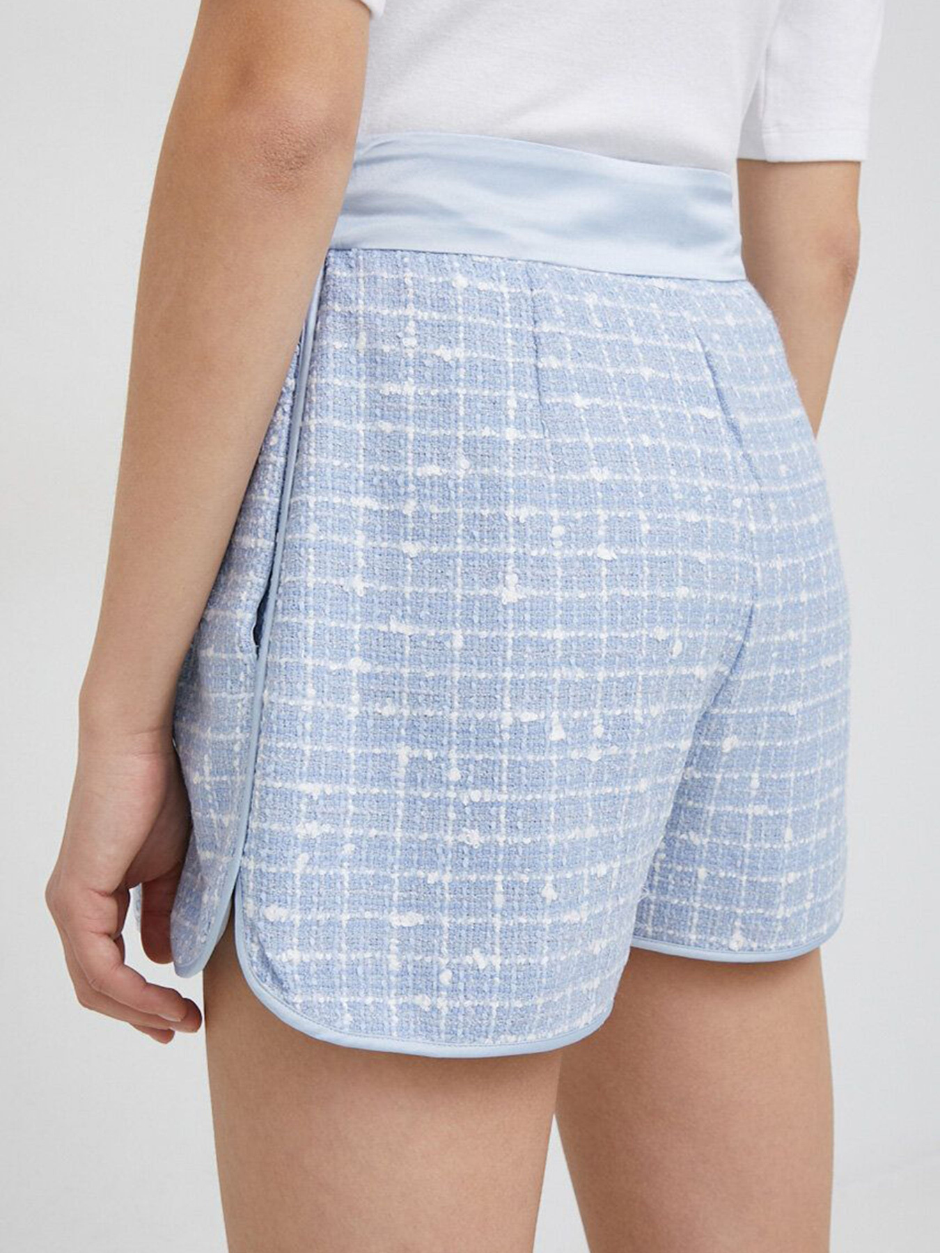 Шорты Emporio Armani модель D4NP1A-D9905-017 Фото