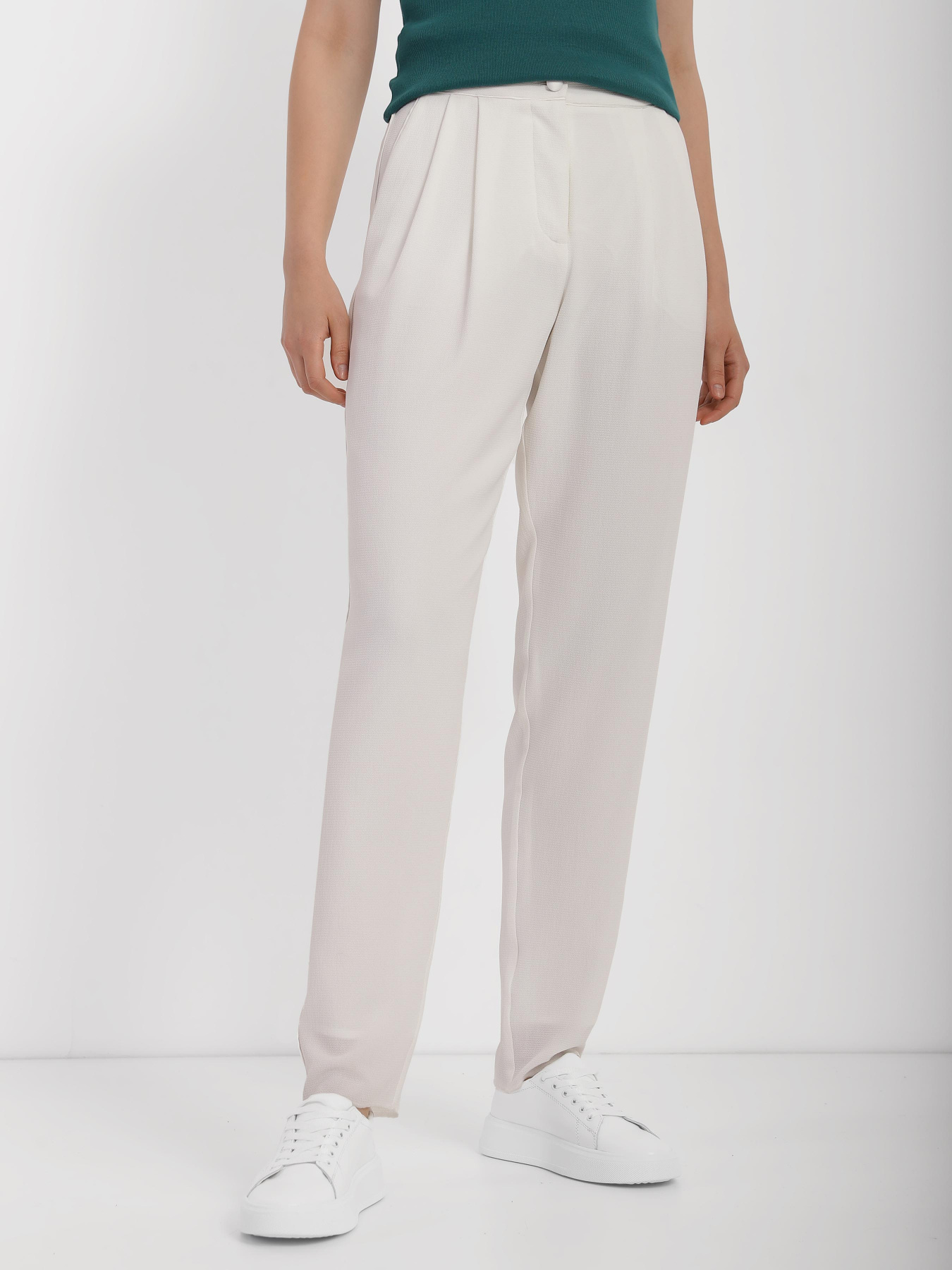 Повседневные штаны Emporio Armani модель D4NP1C-D9902-101 Фото