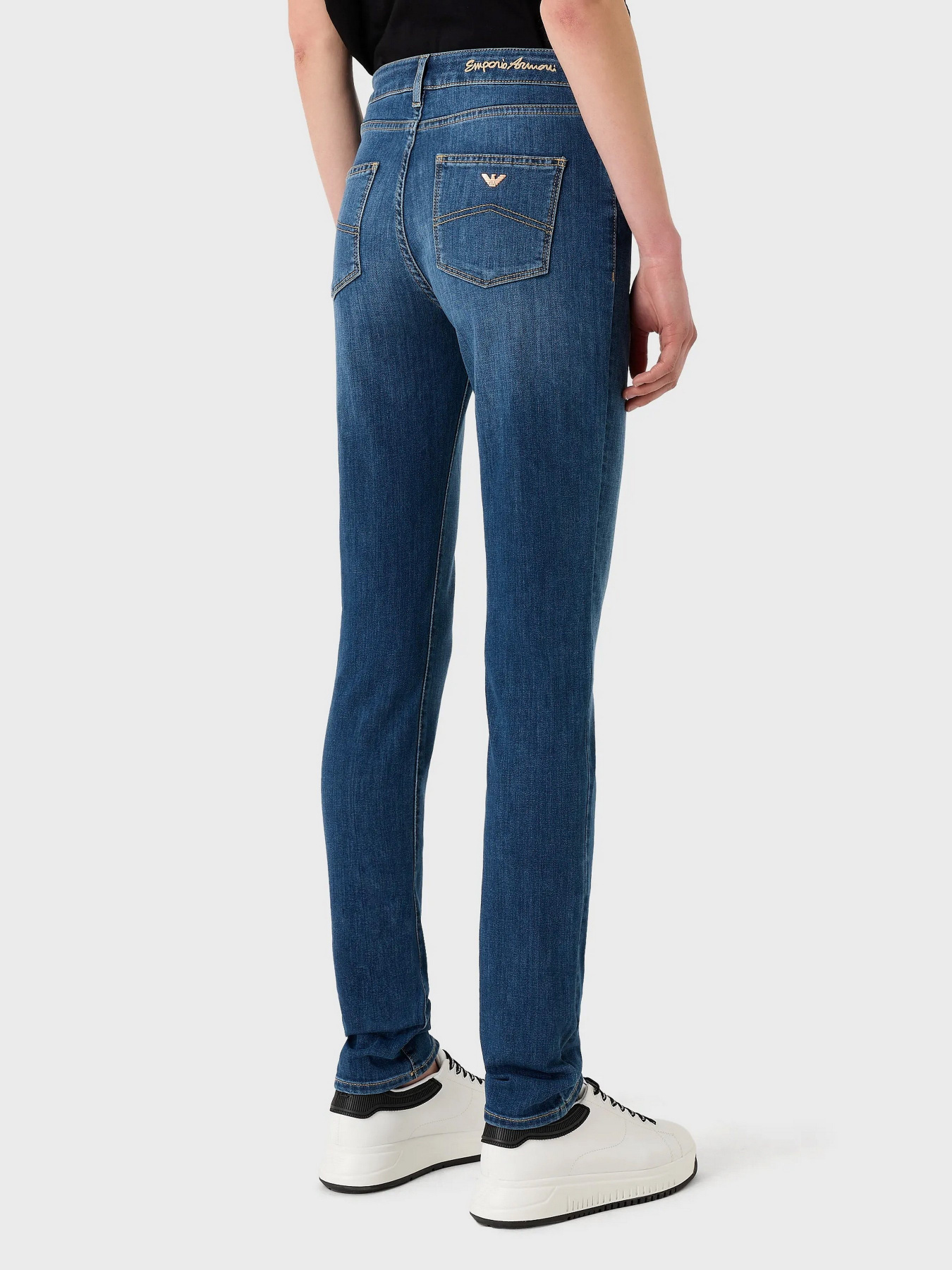 Скинни джинсы Emporio Armani J18 модель 3R2J18-2DY4Z-0941 Фото