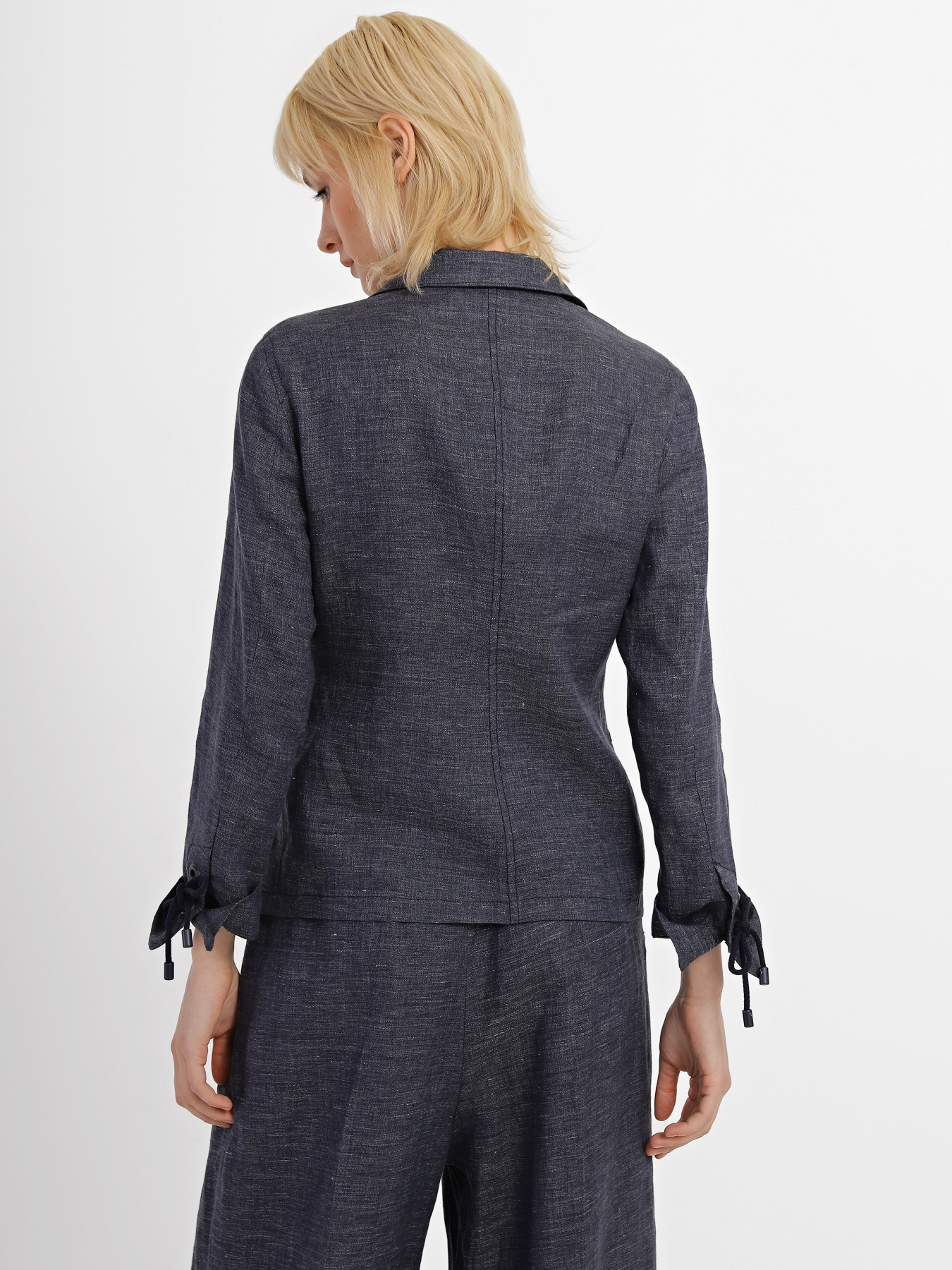 Пиджак Emporio Armani модель D4NG21-D2130-019 Пиджак Emporio Armani модель D4NG21-D2130-019 Фото