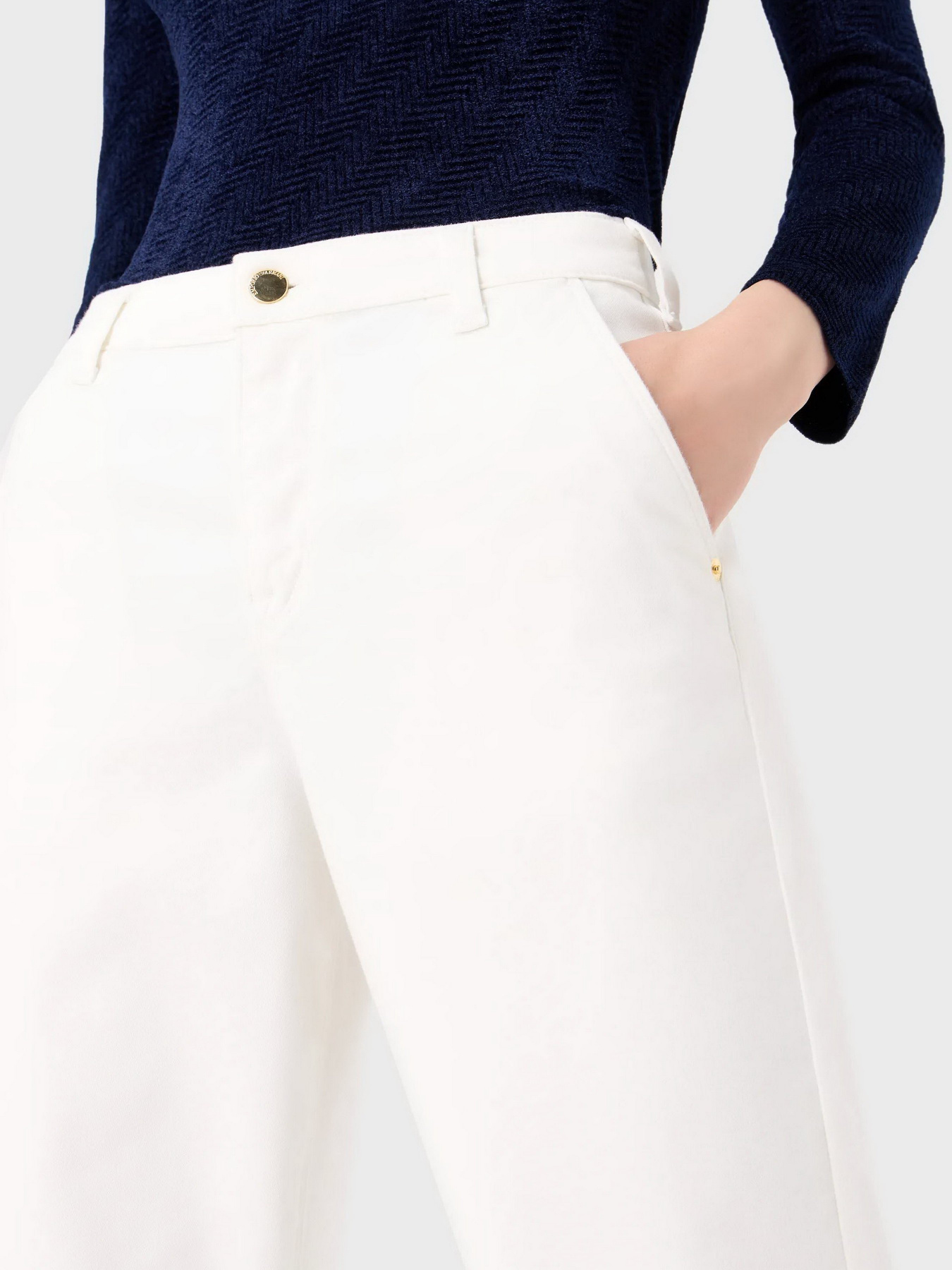 Прямые джинсы Emporio Armani J5A модель 6R2J5A-2NU3Z-0101 Фото