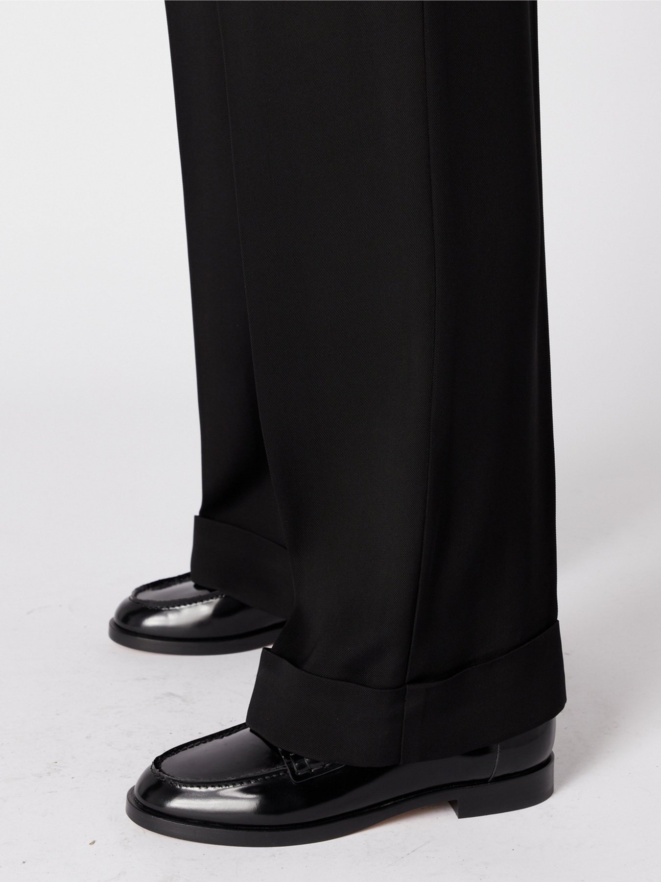 Брюки палаццо Emporio Armani модель 6R2P69-2NS9Z-0999 Фото