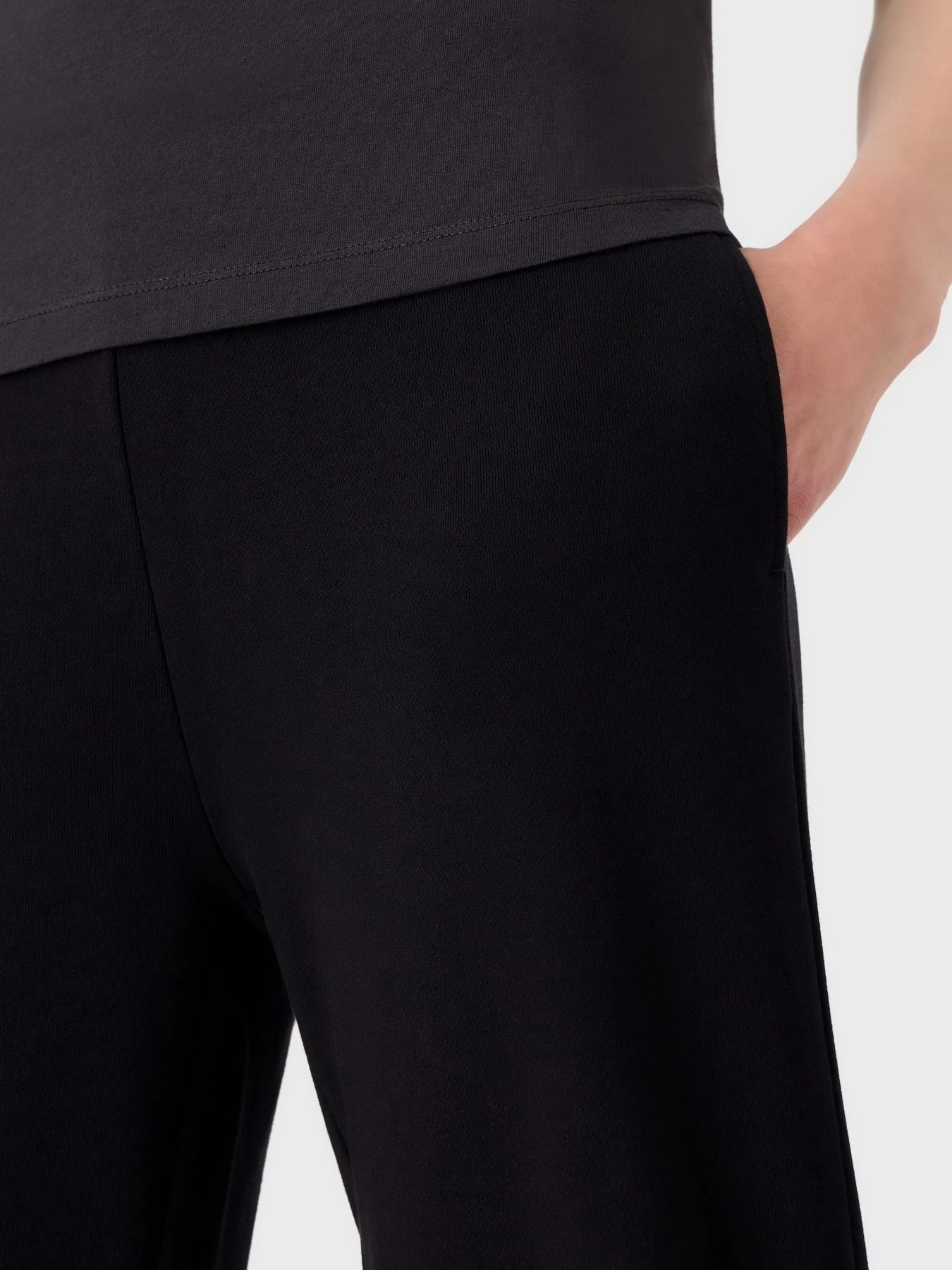 Повсякденні штани Emporio Armani модель 6R2P7C-2J49Z-0926 Фото