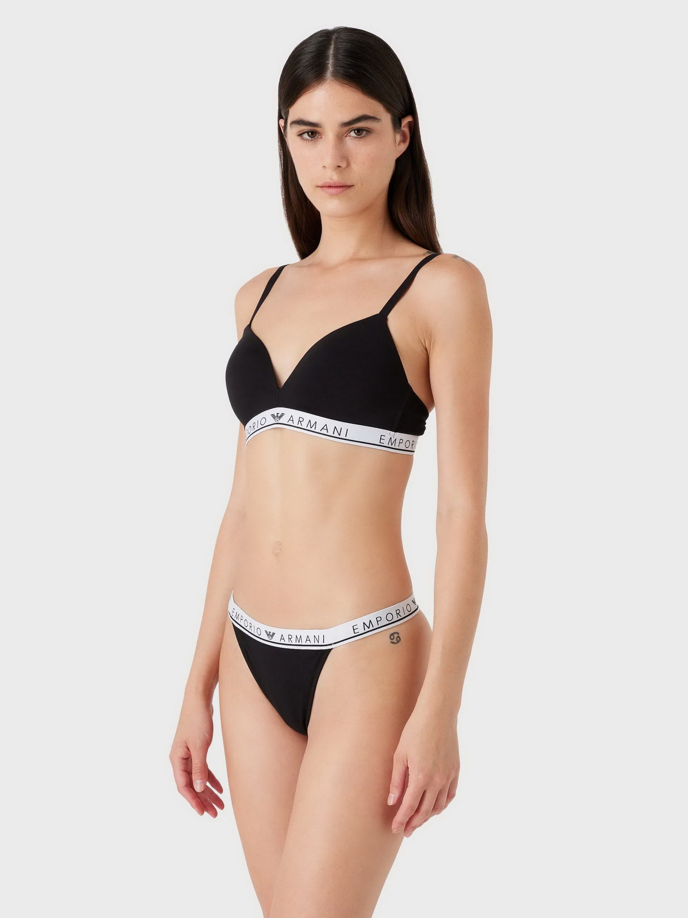 Бюстгальтер Emporio Armani модель 164410-3F227-00020 Фото