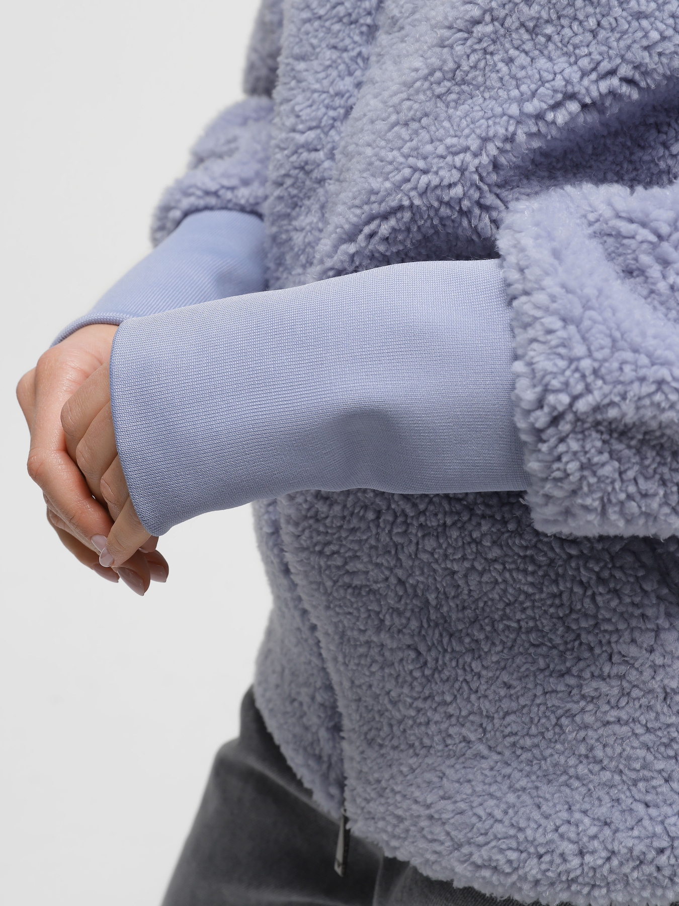 Шуба Emporio Armani модель 6R2B6B-2JZQZ-0710 Фото