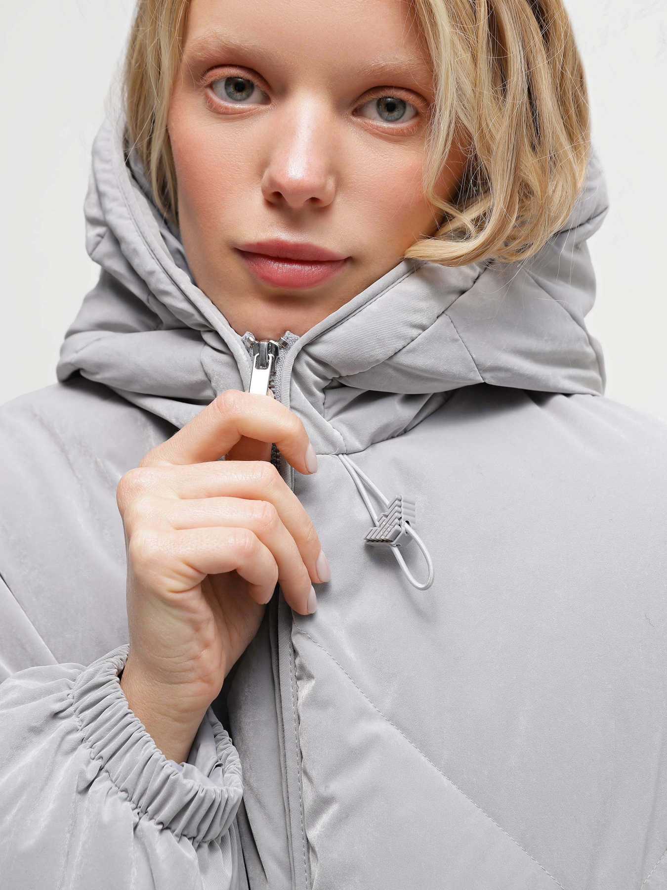 Пуховик Emporio Armani модель 6R2B79-2NFEZ-0608 Фото