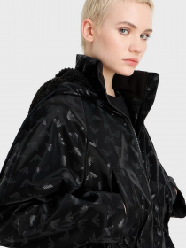 Демисезонная куртка Emporio Armani модель 6R2B82-2NFHZ-0999 Демисезонная куртка Emporio Armani модель 6R2B82-2NFHZ-0999 Фото