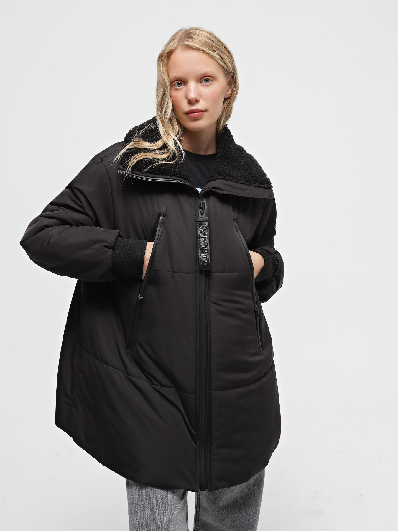 Зимняя куртка Emporio Armani модель 6R2B85-2NNIZ-0999 Фото