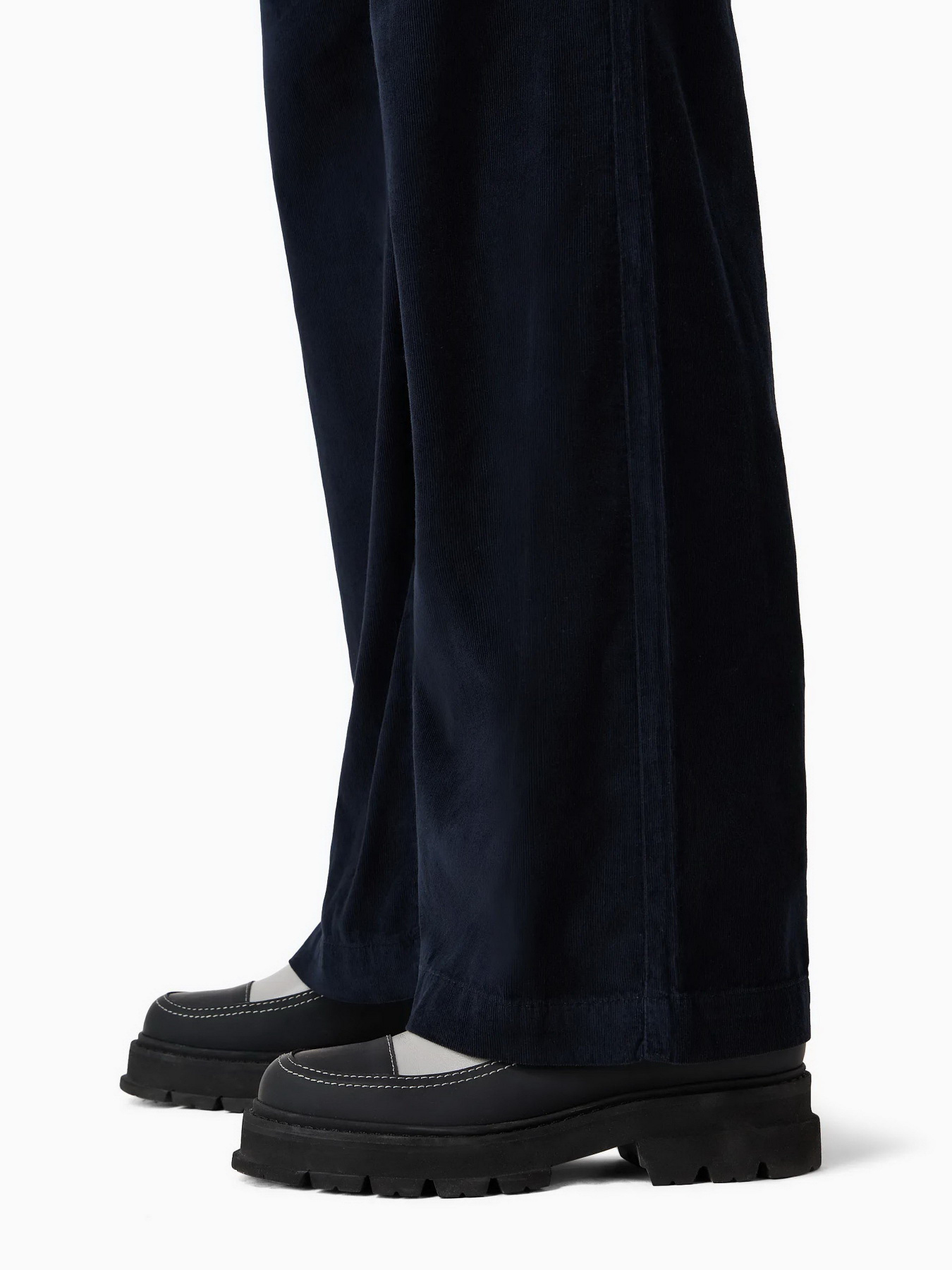 Широкие джинсы Emporio Armani J14 модель 6R2J14-2NS0Z-0926 Фото