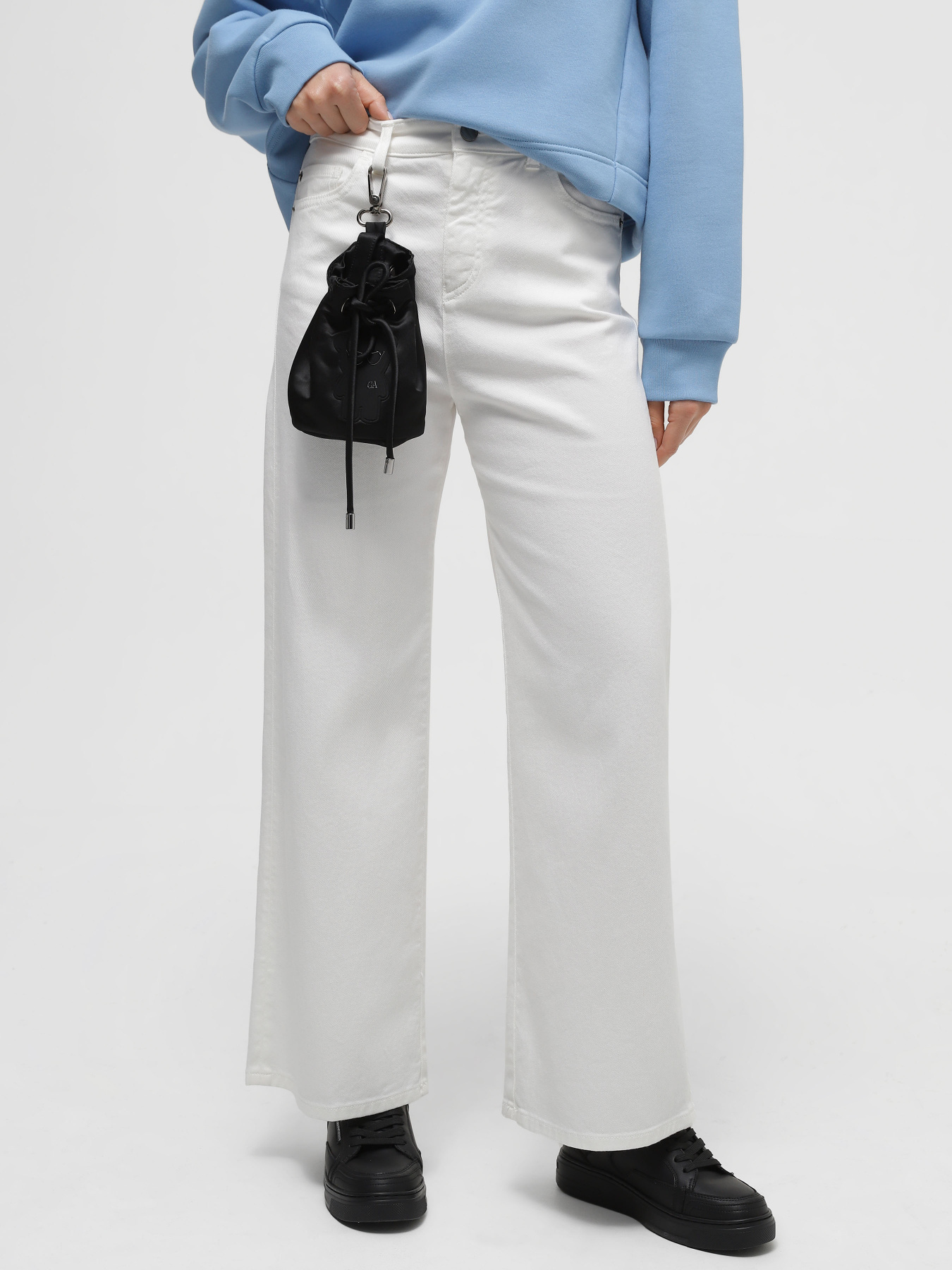 Широкие джинсы Emporio Armani J33 модель 6R2J33-2NU2Z-0101 Фото