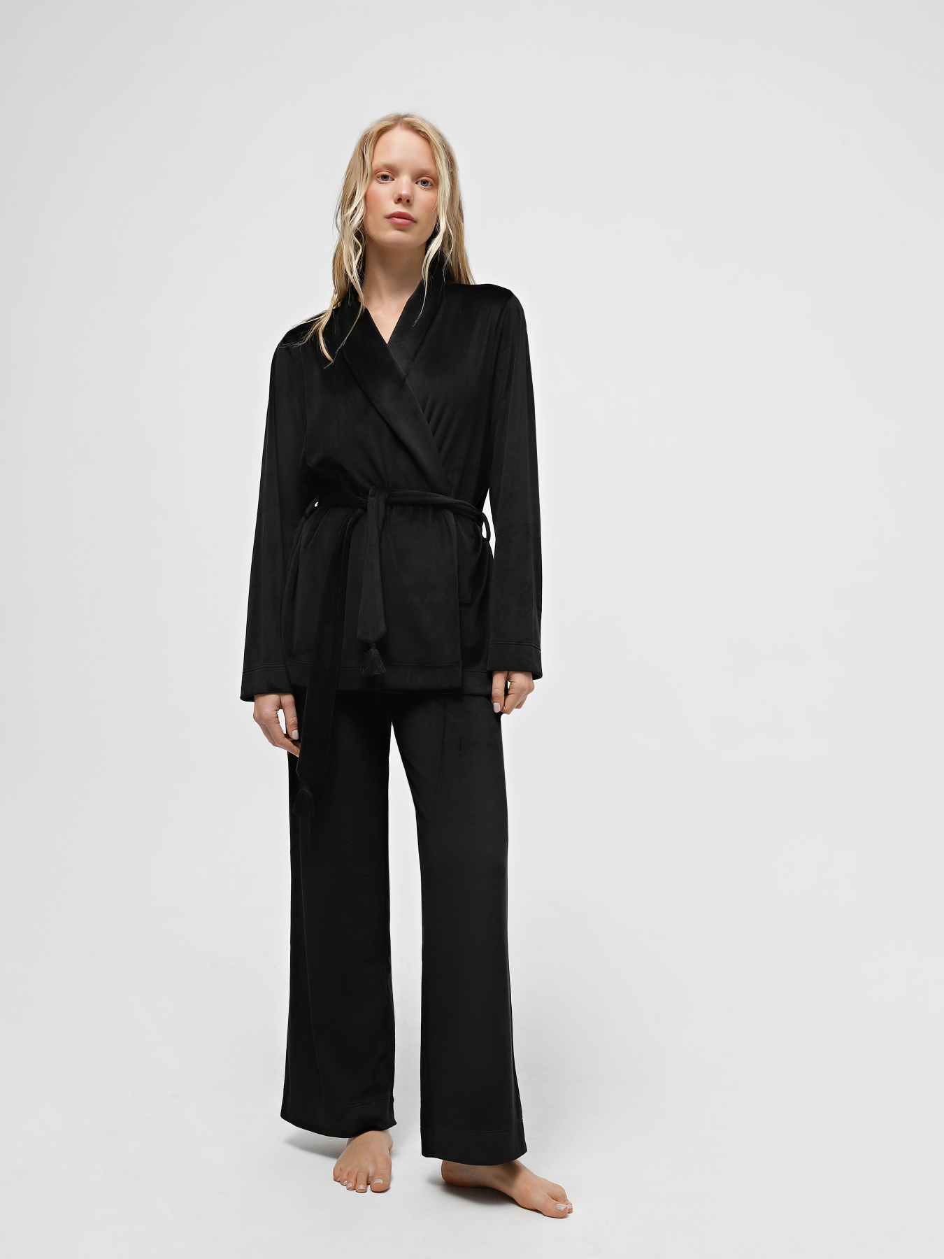 Домашний костюм Emporio Armani LOUNGEWEAR модель 164731-3F260-00020 Домашний костюм Emporio Armani LOUNGEWEAR модель 164731-3F260-00020 Фото