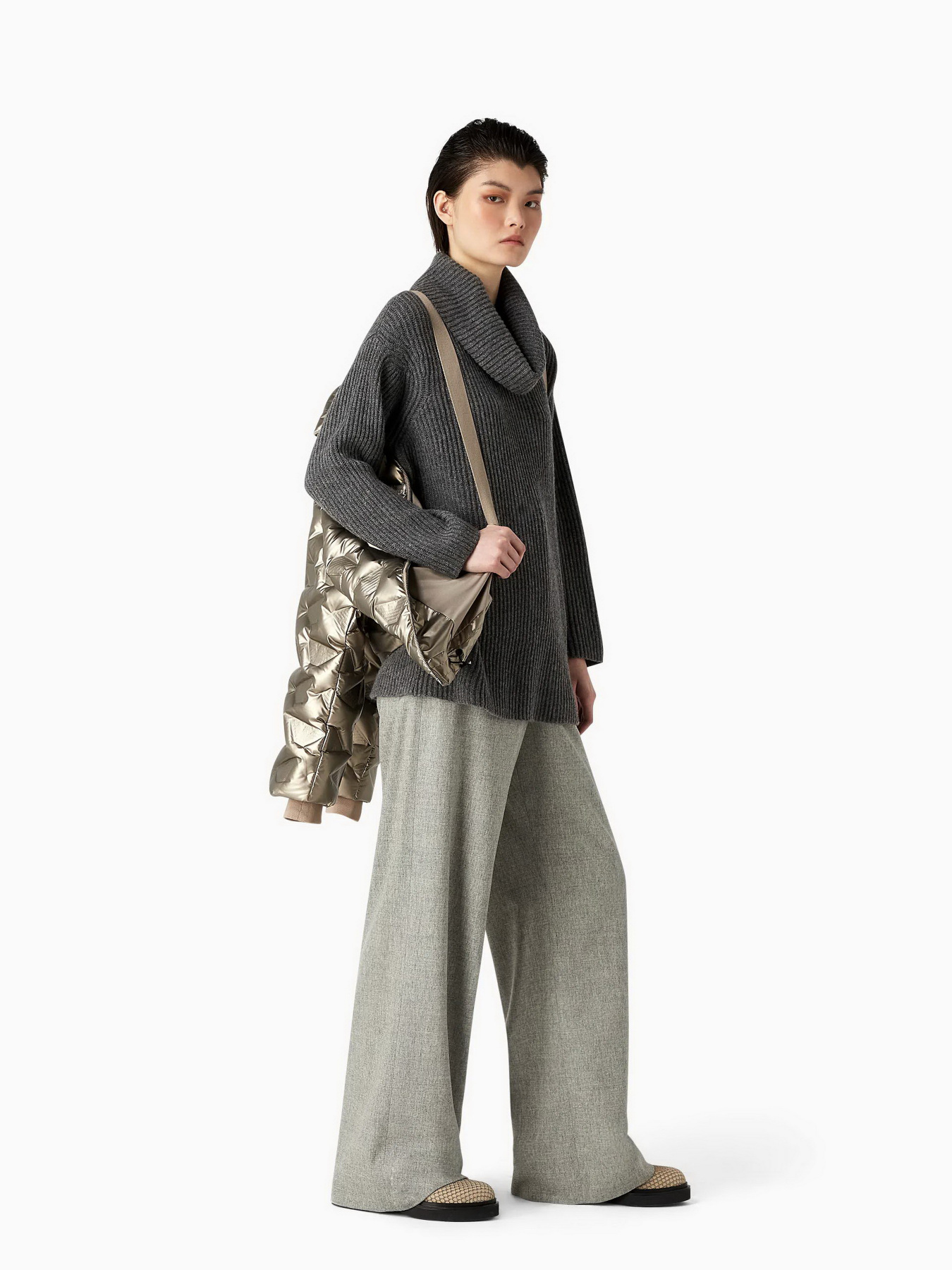 Пуховик Emporio Armani модель 6R2B86-2NFJZ-0226 Фото