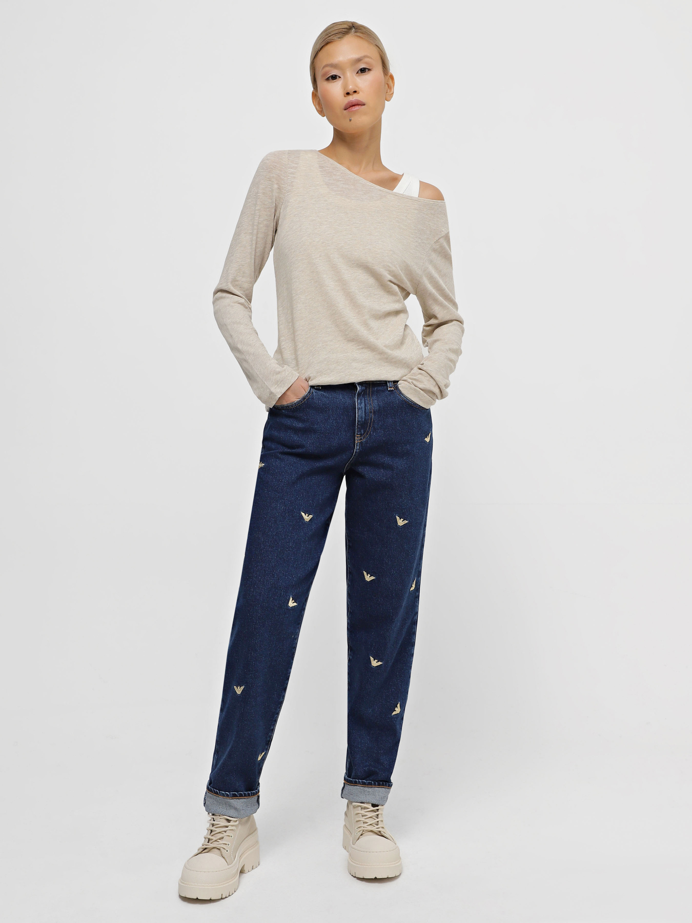 Прямые джинсы Emporio Armani J90 модель 6R2J90-2DAEZ-0941 Фото