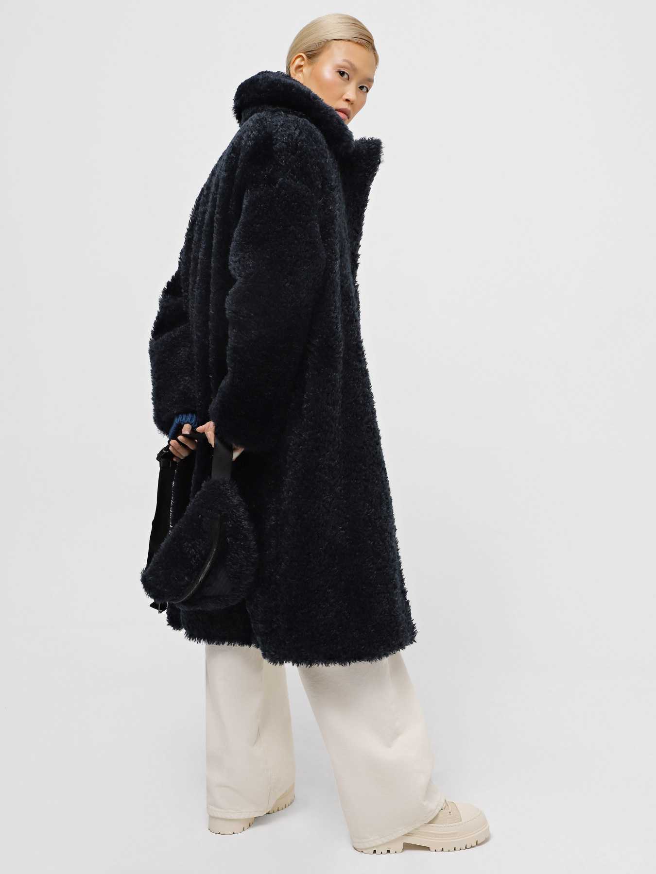 Шуба Emporio Armani модель H4NL1M-E9916-926 Фото