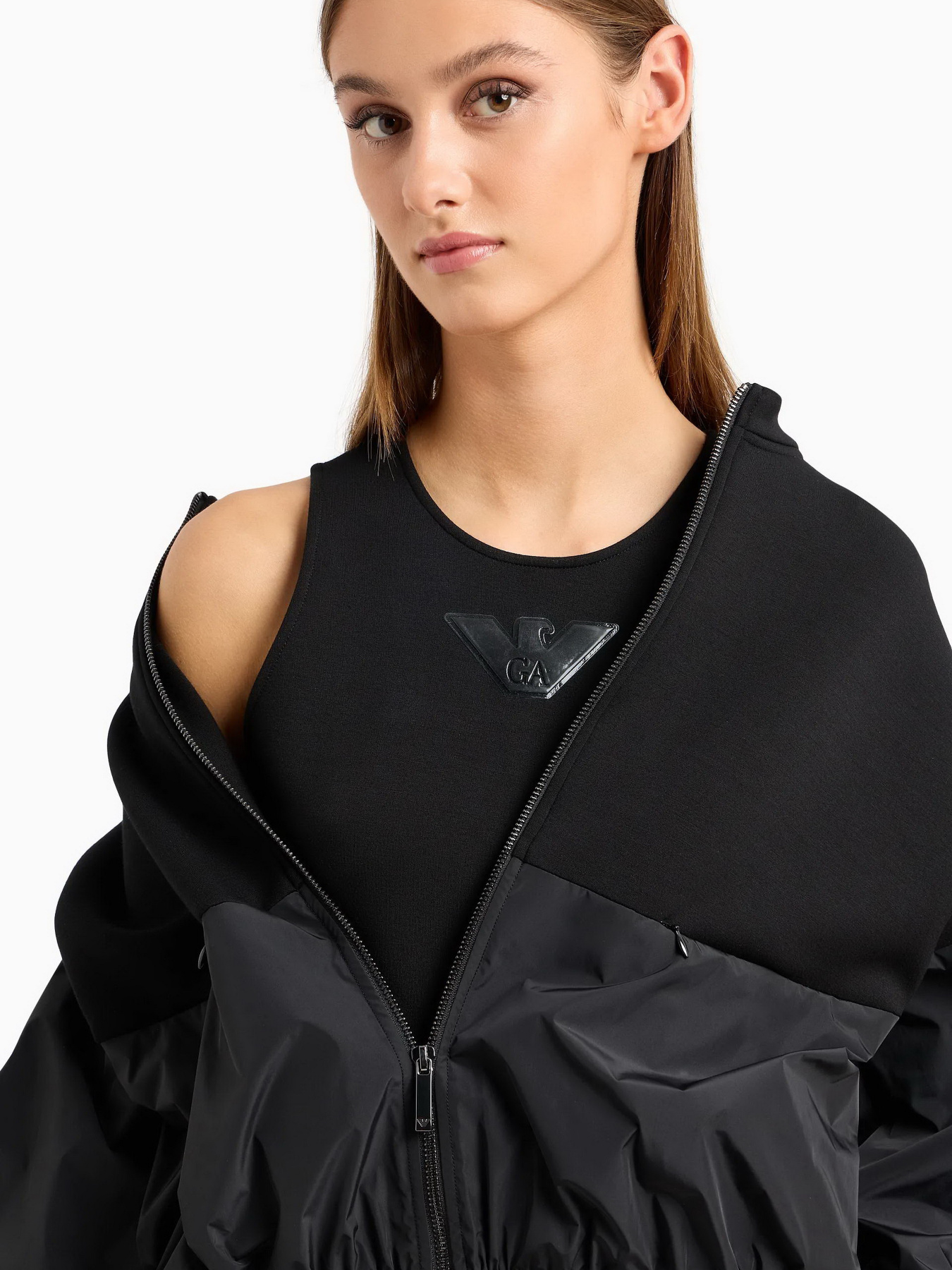 Топ Emporio Armani модель 3D2K6A-2JZYZ-0999 Фото