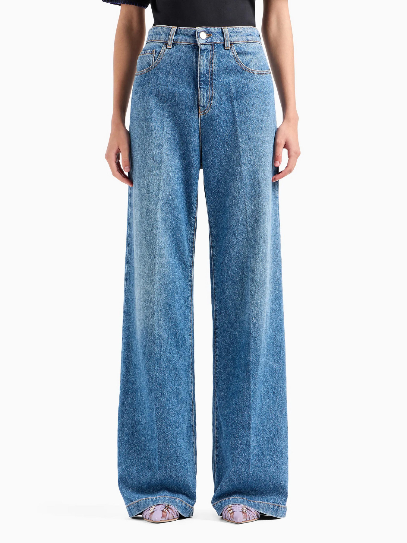 Широкие джинсы Emporio Armani модель 3D2J14-2DBLZ-0942 Широкие джинсы Emporio Armani модель 3D2J14-2DBLZ-0942 Фото