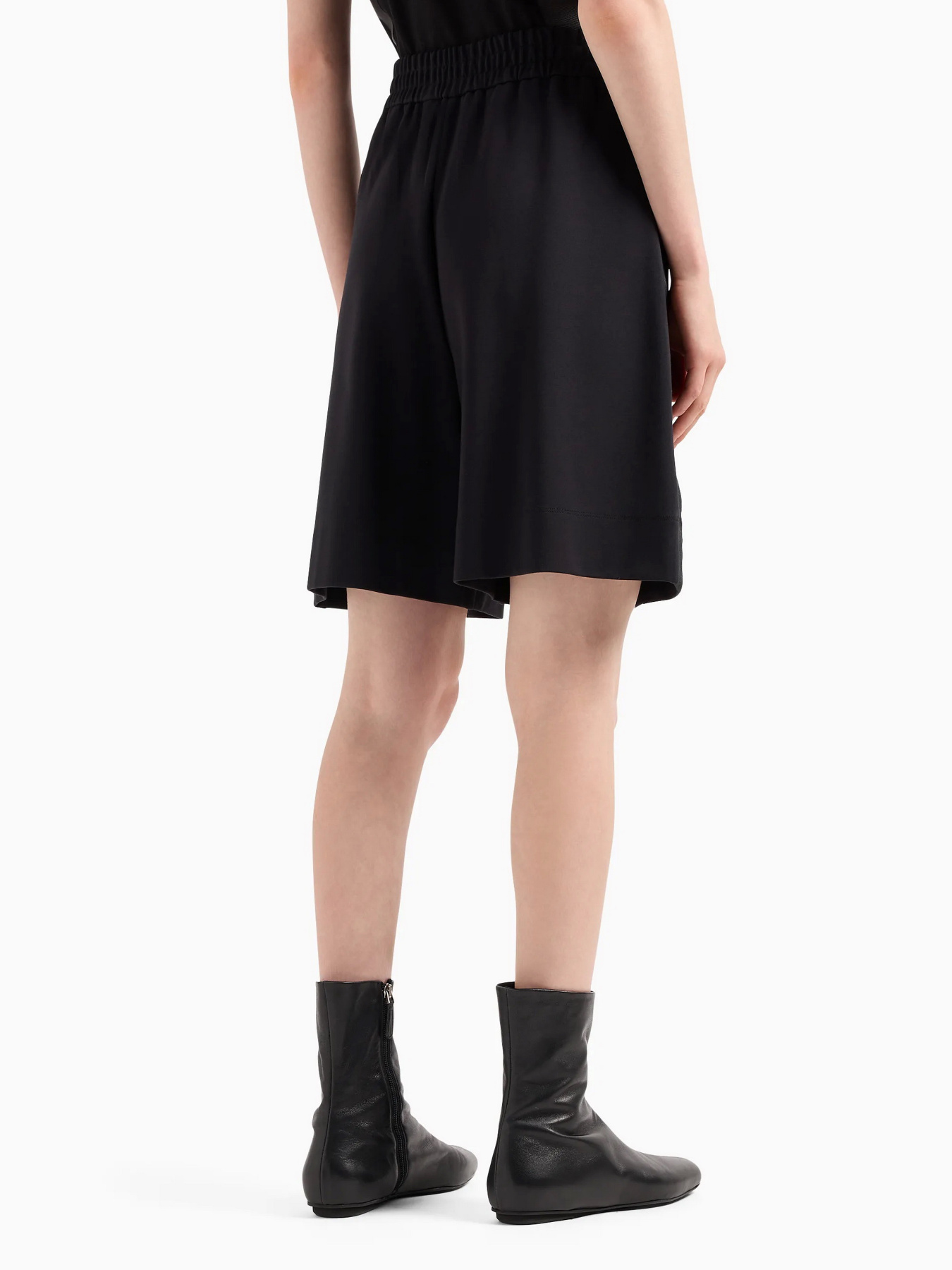 Повсякденні шорти Emporio Armani модель 3D2P6F-2JRZZ-0927 Фото