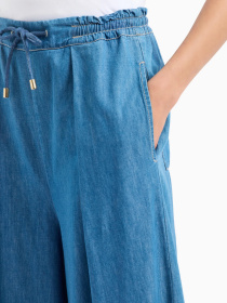 Широкі джинси Emporio Armani модель 3D2P88-2DM2Z-0942 Широкі джинси Emporio Armani модель 3D2P88-2DM2Z-0942 Фото